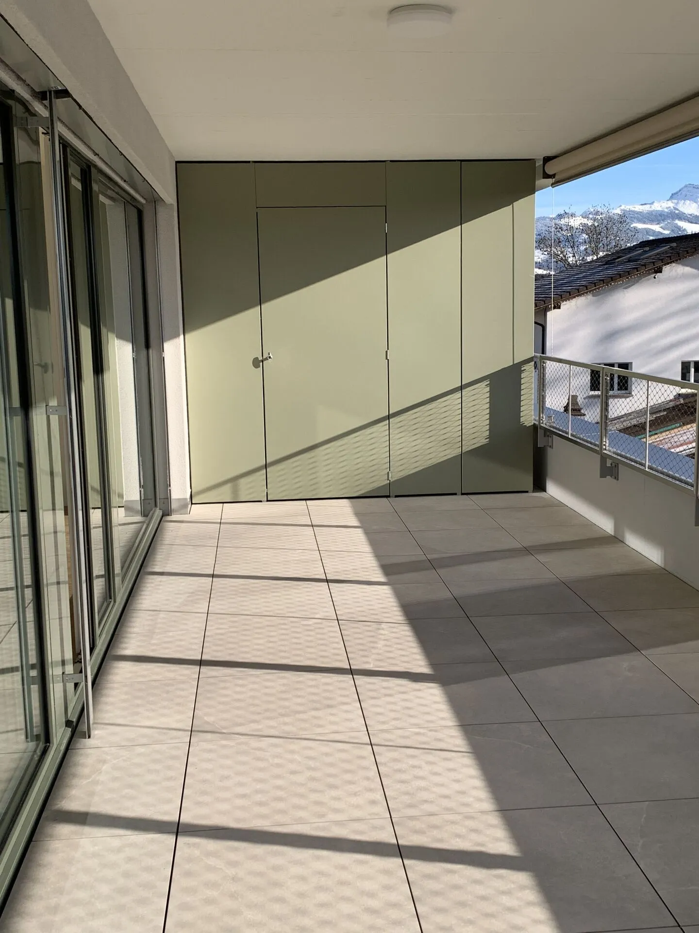 Appartement neuf en attique de 5,5 pièces avec un espace de vie généreux - Photo 8 sur 8