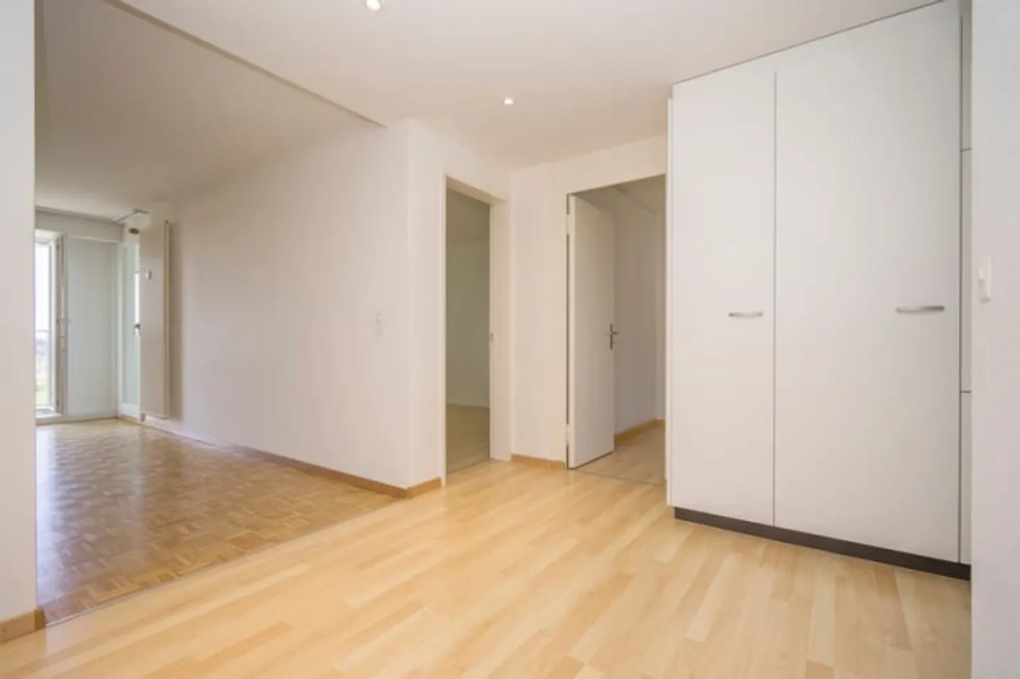 «Treppenlaufen statt Fitnessabo - erster Nettomiezins geschenkt!» - Foto 4 von 10