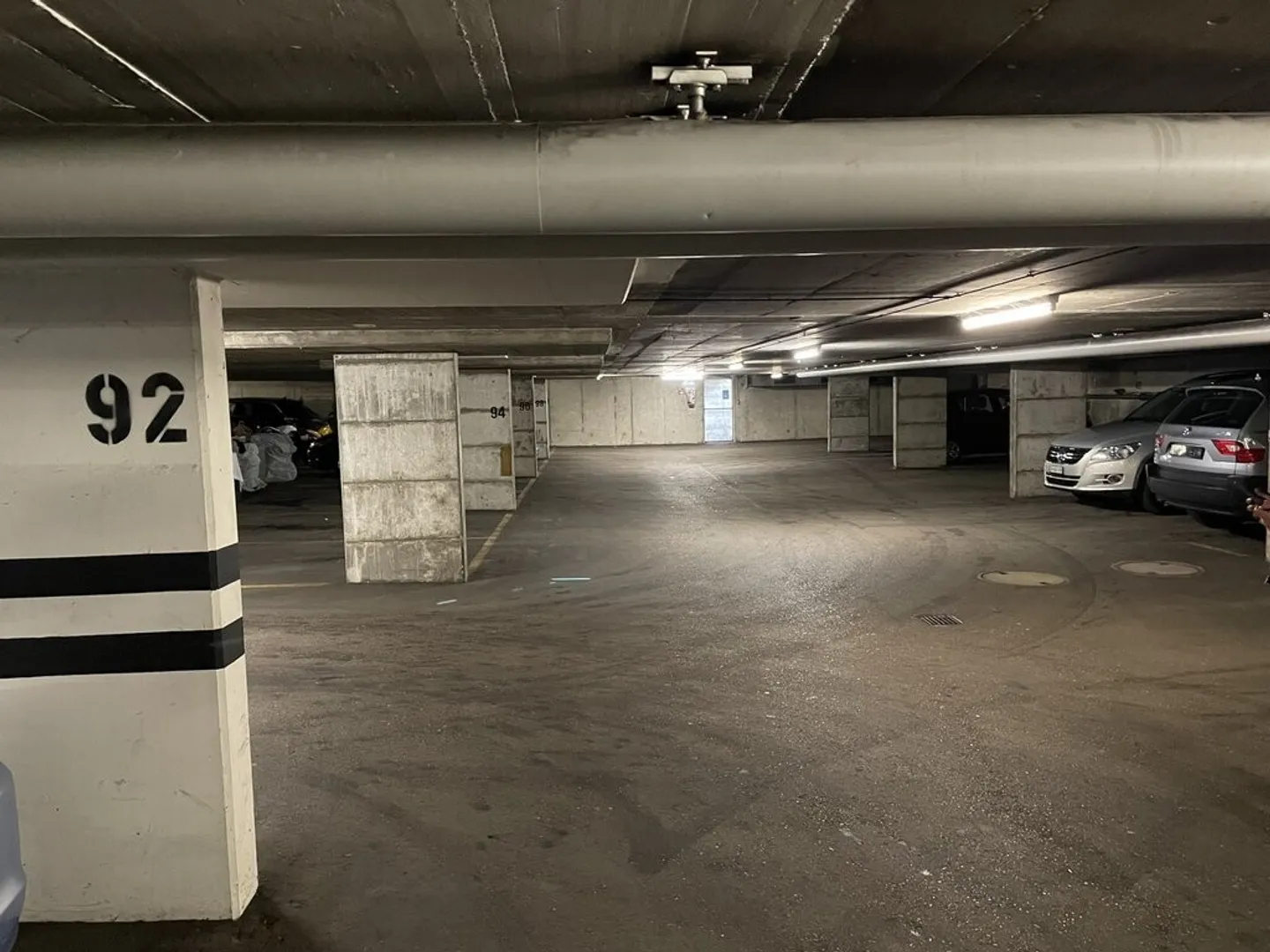 Rent underground parking in Hombrechtikon - Photo 2 of 2