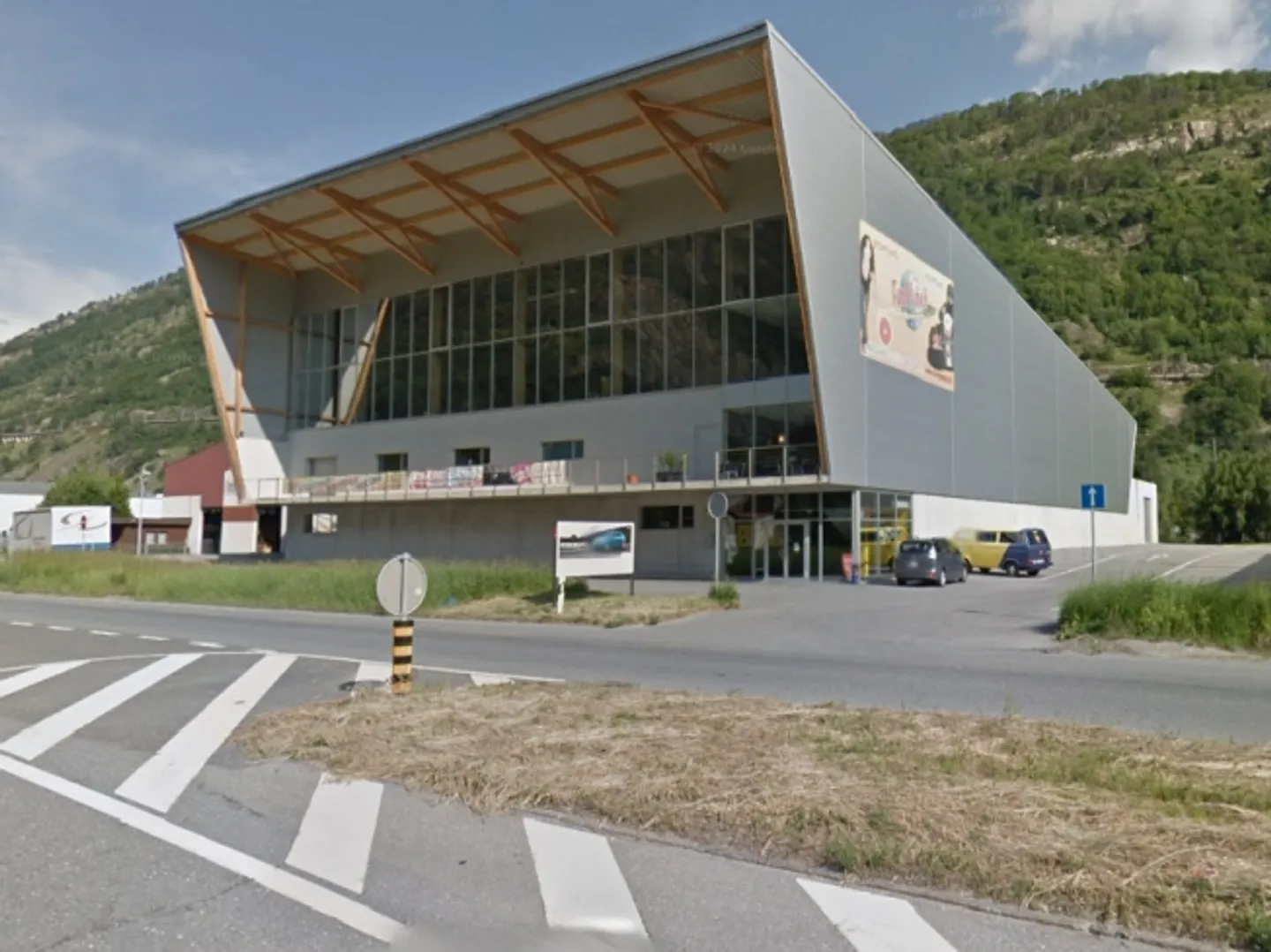 Espace de loisirs 1867 m2 2ème étage - Modulaire - Près des commodités - Photo 2 sur 2