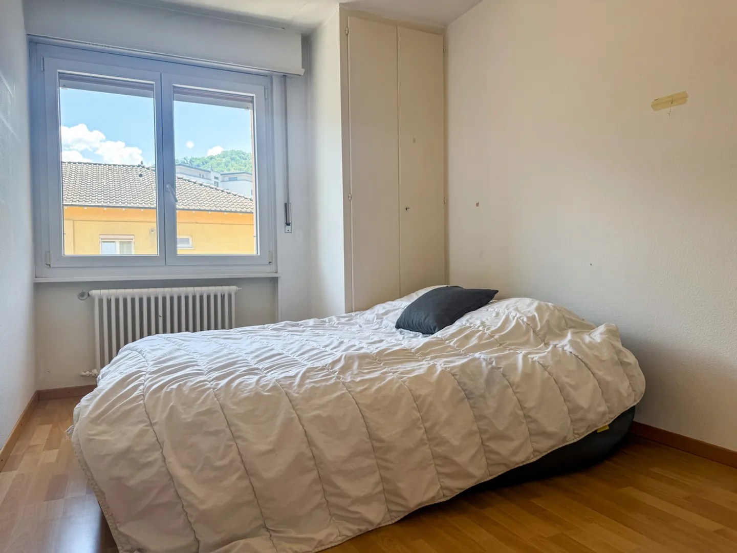 Charming Penthouse in Monthey - Photo 6 of 18
