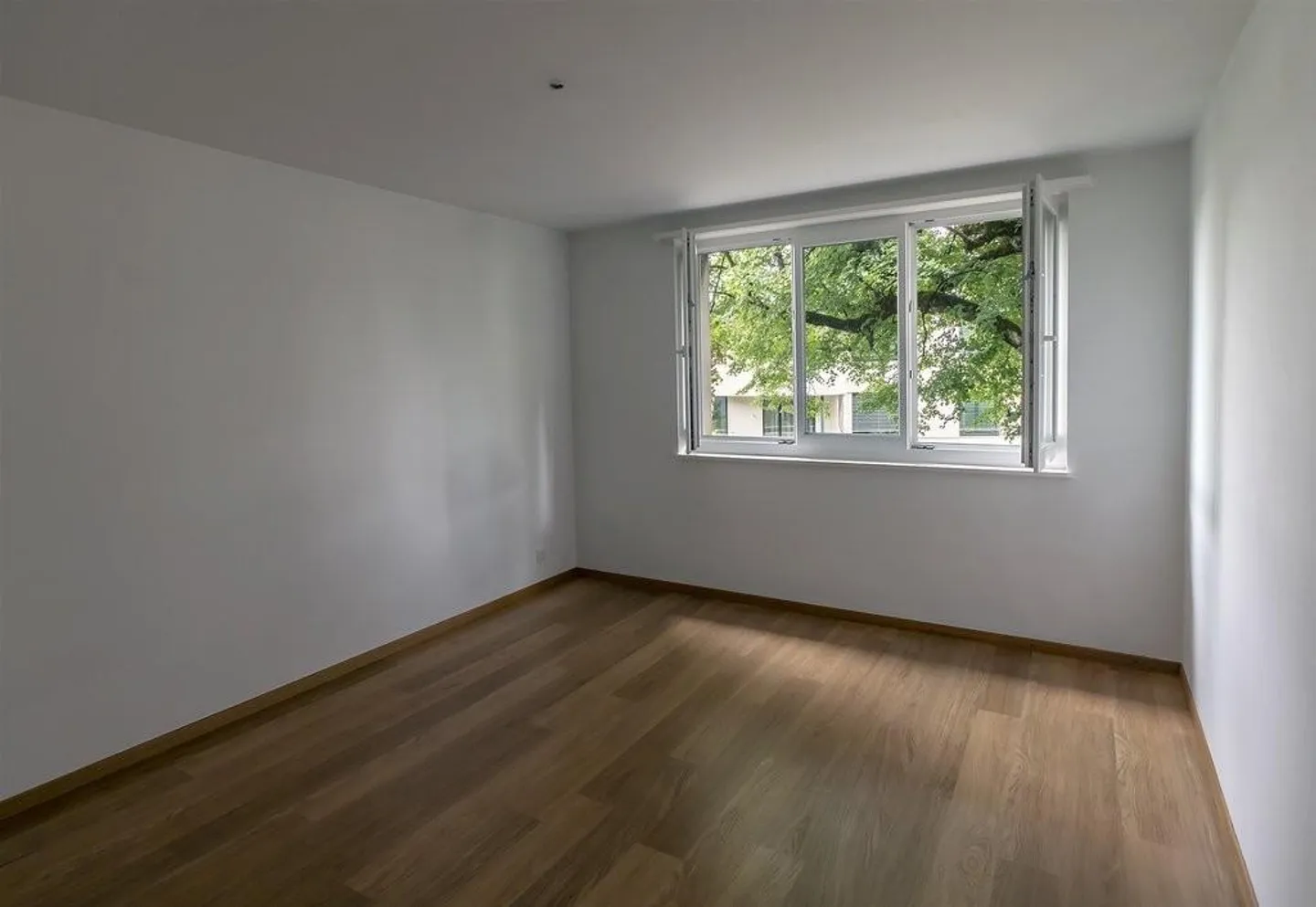 Charmante Wohnung in Zürich-Seebach - Foto 4 von 6