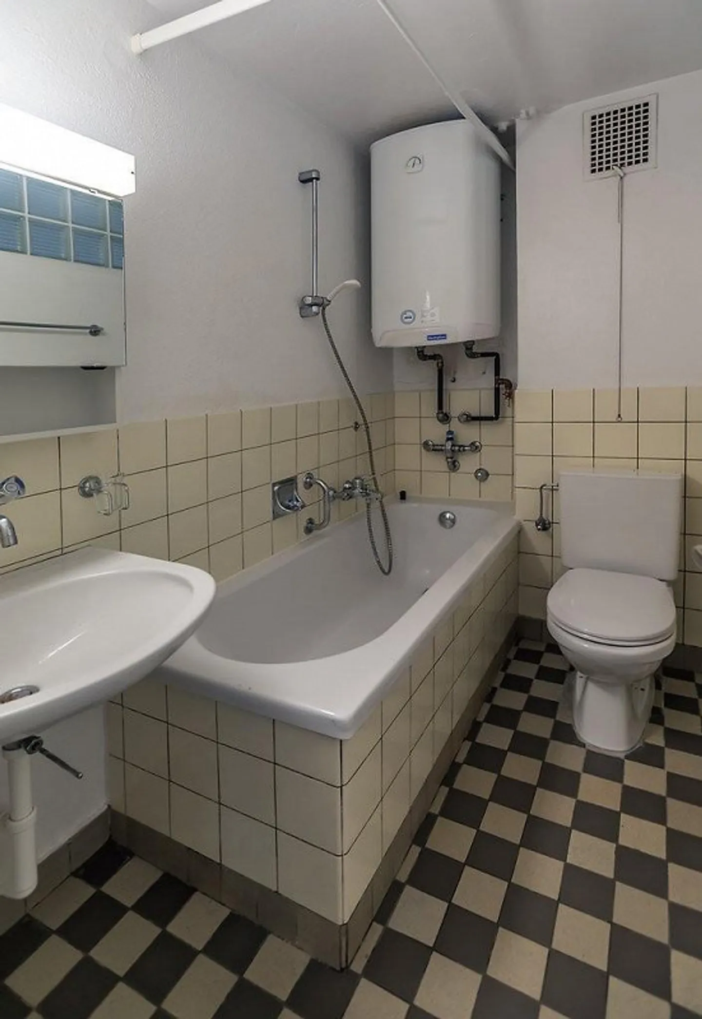 Charmante Wohnung in Zürich-Seebach - Foto 5 von 6