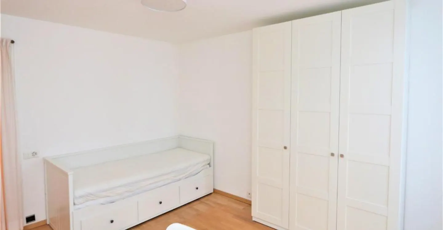 Furnished studio near the Old Town - Photo 7 of 9