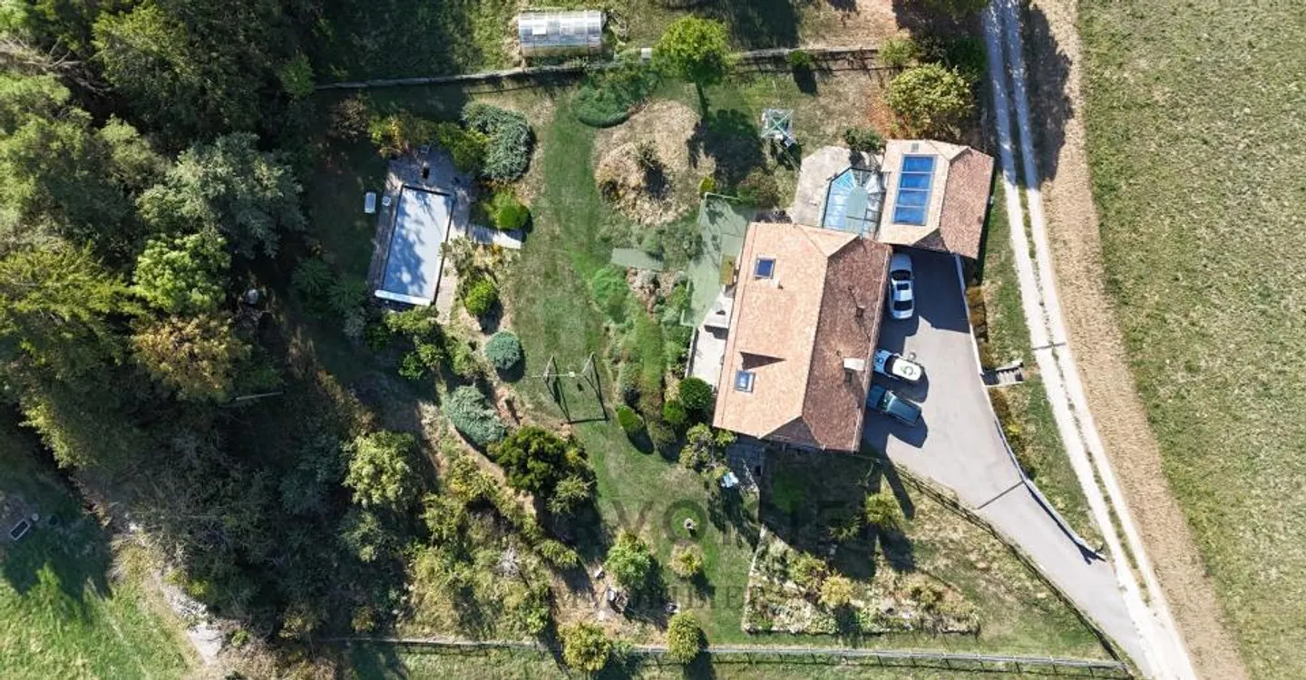 Außergewöhnliche Villa mit herrlichem Blick - Foto 9 von 11