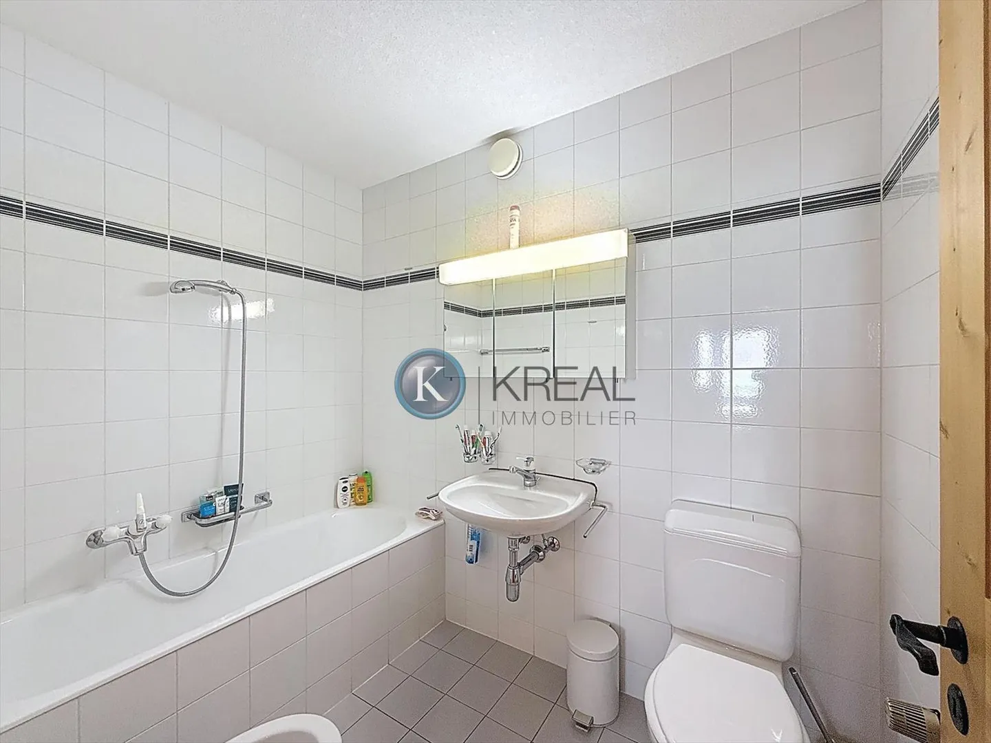 Vue sur les Alpes - Appartement dans une résidence de vacances et à vendre aux étrangers - Photo 9 sur 10