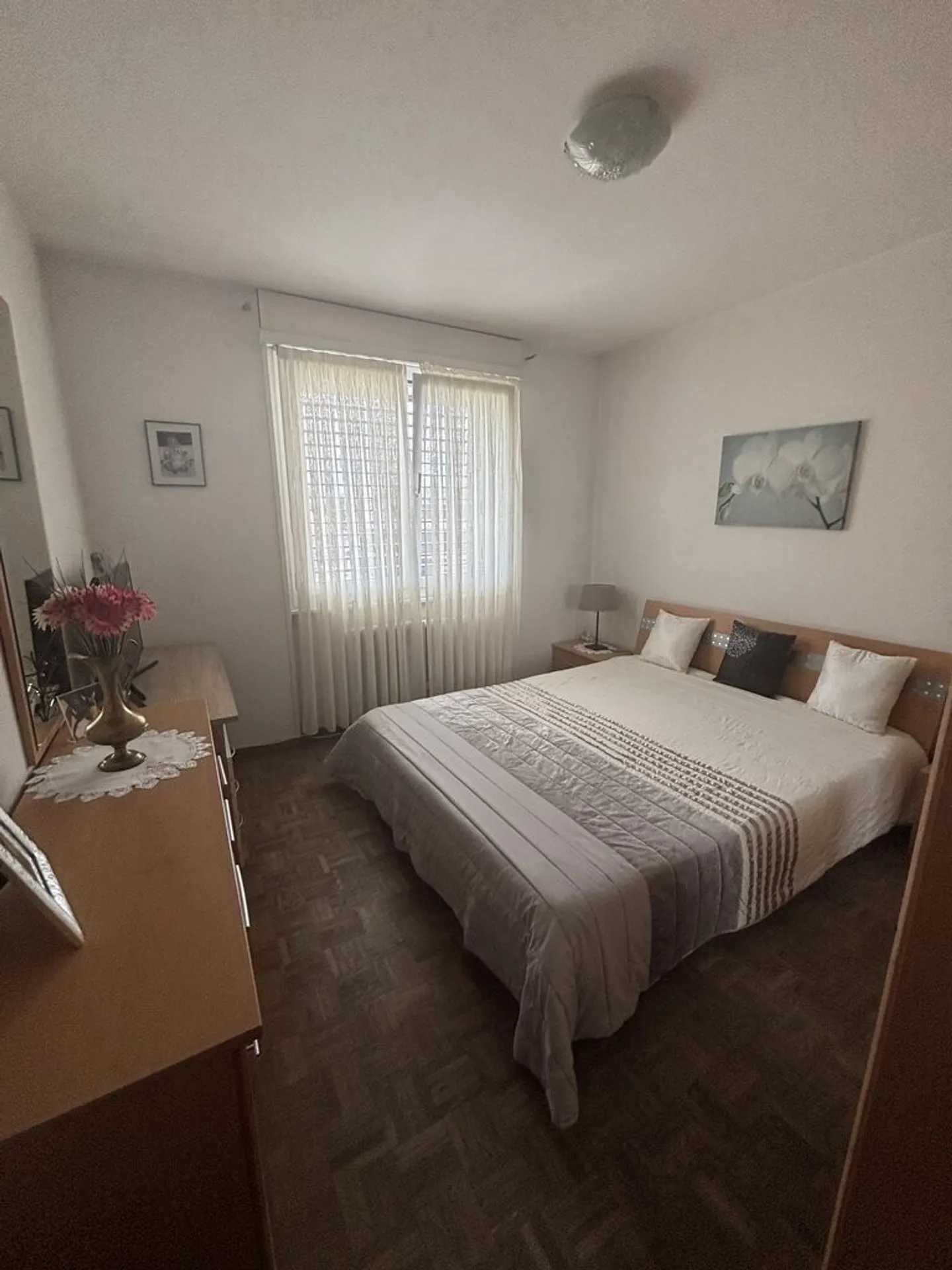 Da afferrare! Superbo alloggio in un quartiere tranquillo e verdeggiante! - Foto 5 di 8