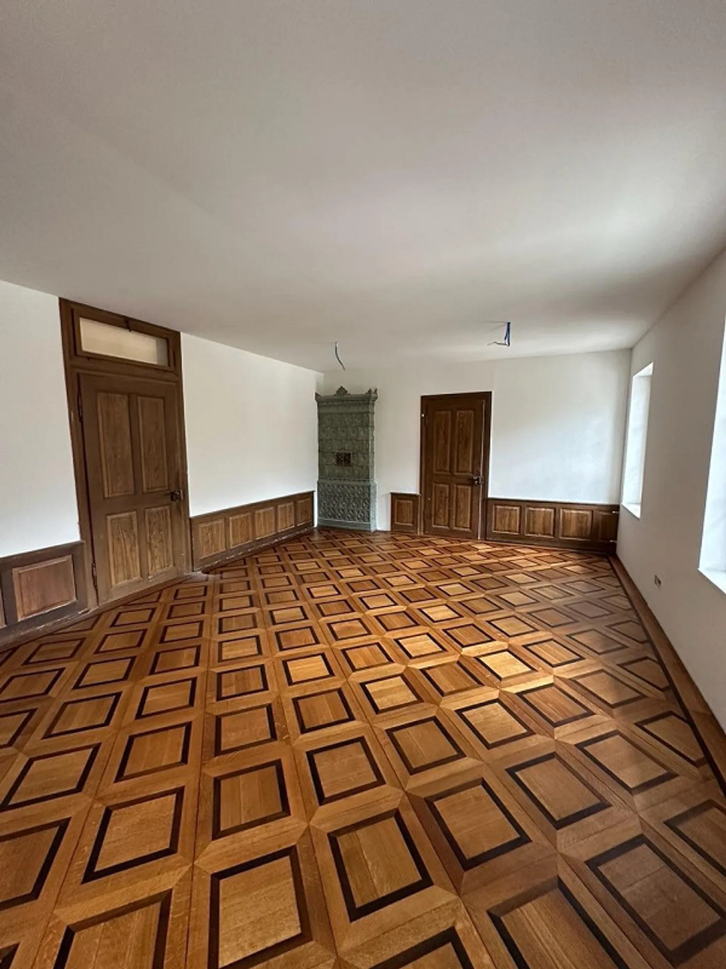 Einzigartiges Wohnen im 150-jährigen Herrschaftshaus - Foto 5 di 6