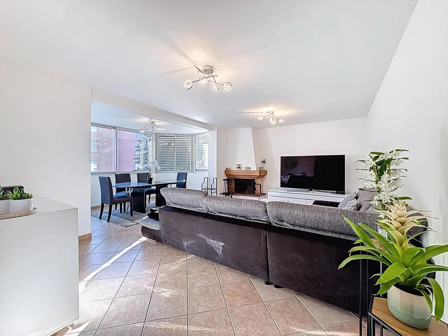 Stunning 4.5 room apartment with private carnotzet - Photo 2 of 13