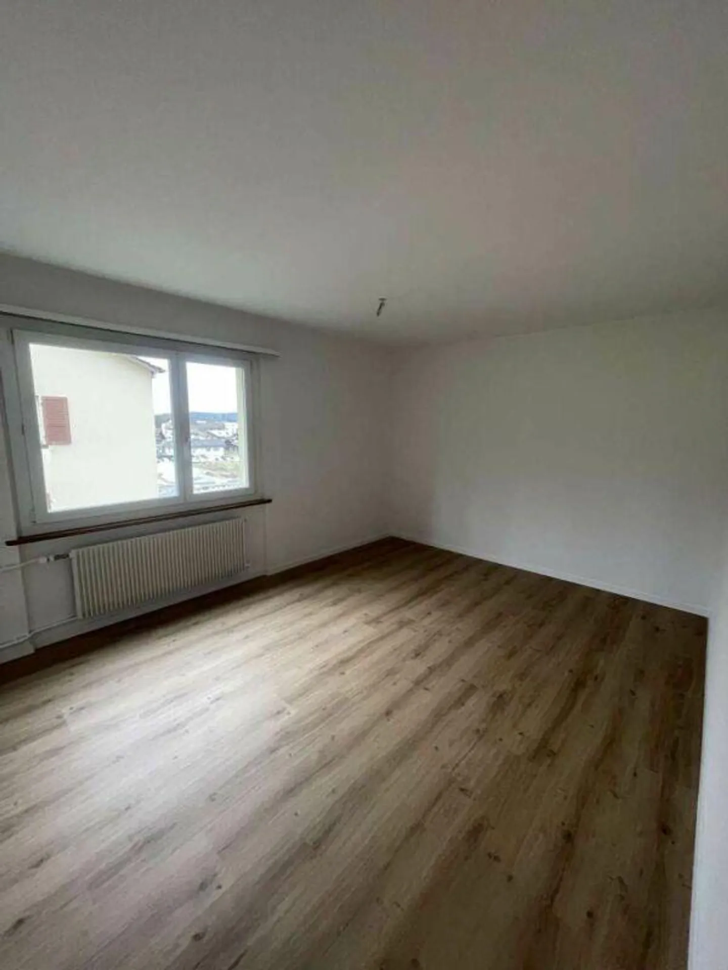 Traumhafte 4-Zimmer-Wohnung in Aarwangen - Photo 4 of 6