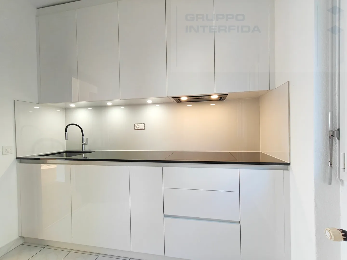 APPARTEMENT LUMINEUX DE 3,5 PIÈCES À MORBIO INFERIORE - Photo 4 sur 9