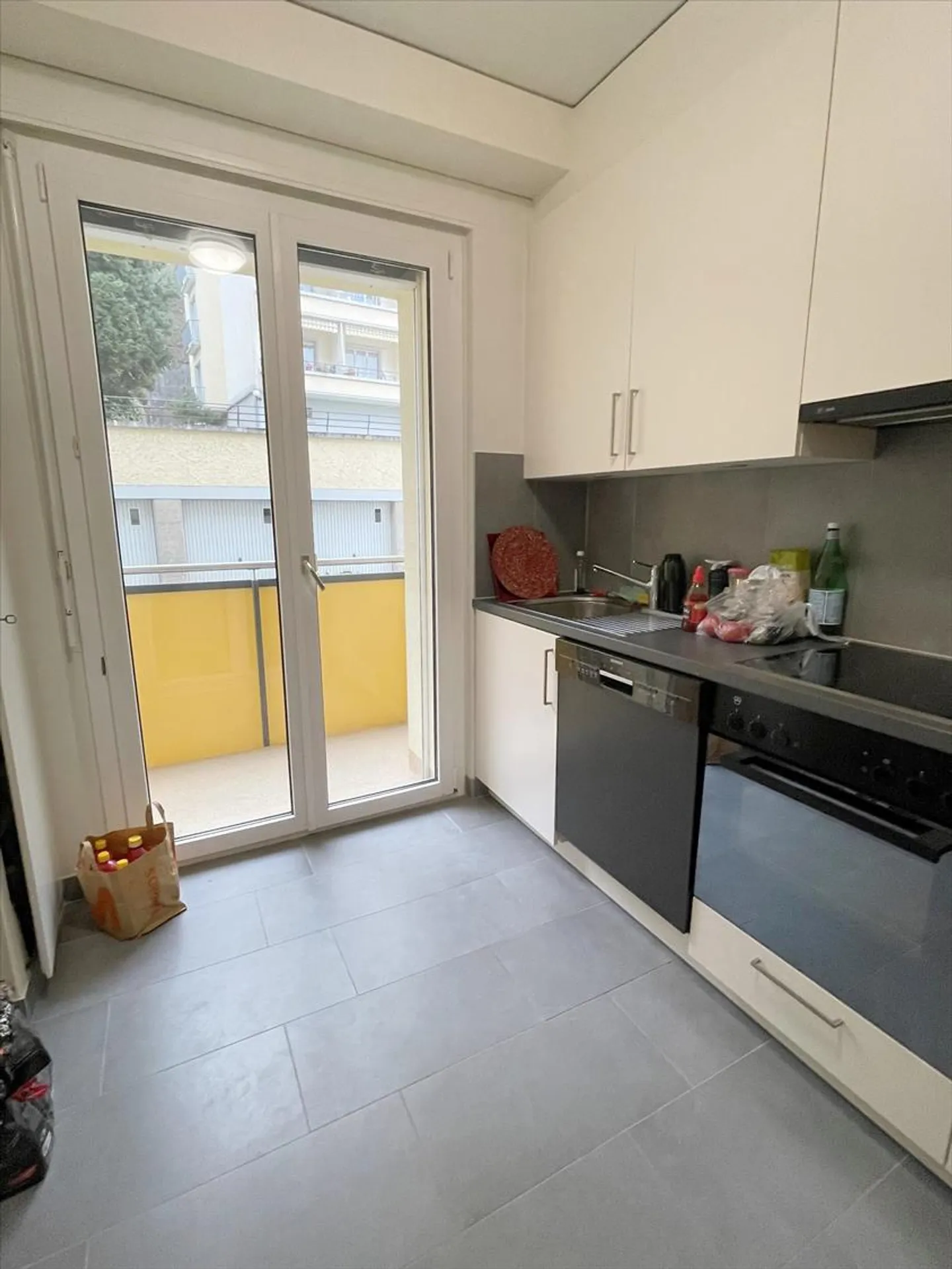 Magnifico appartamento di 2,5 locali completamente ristrutturato - Foto 3 di 6