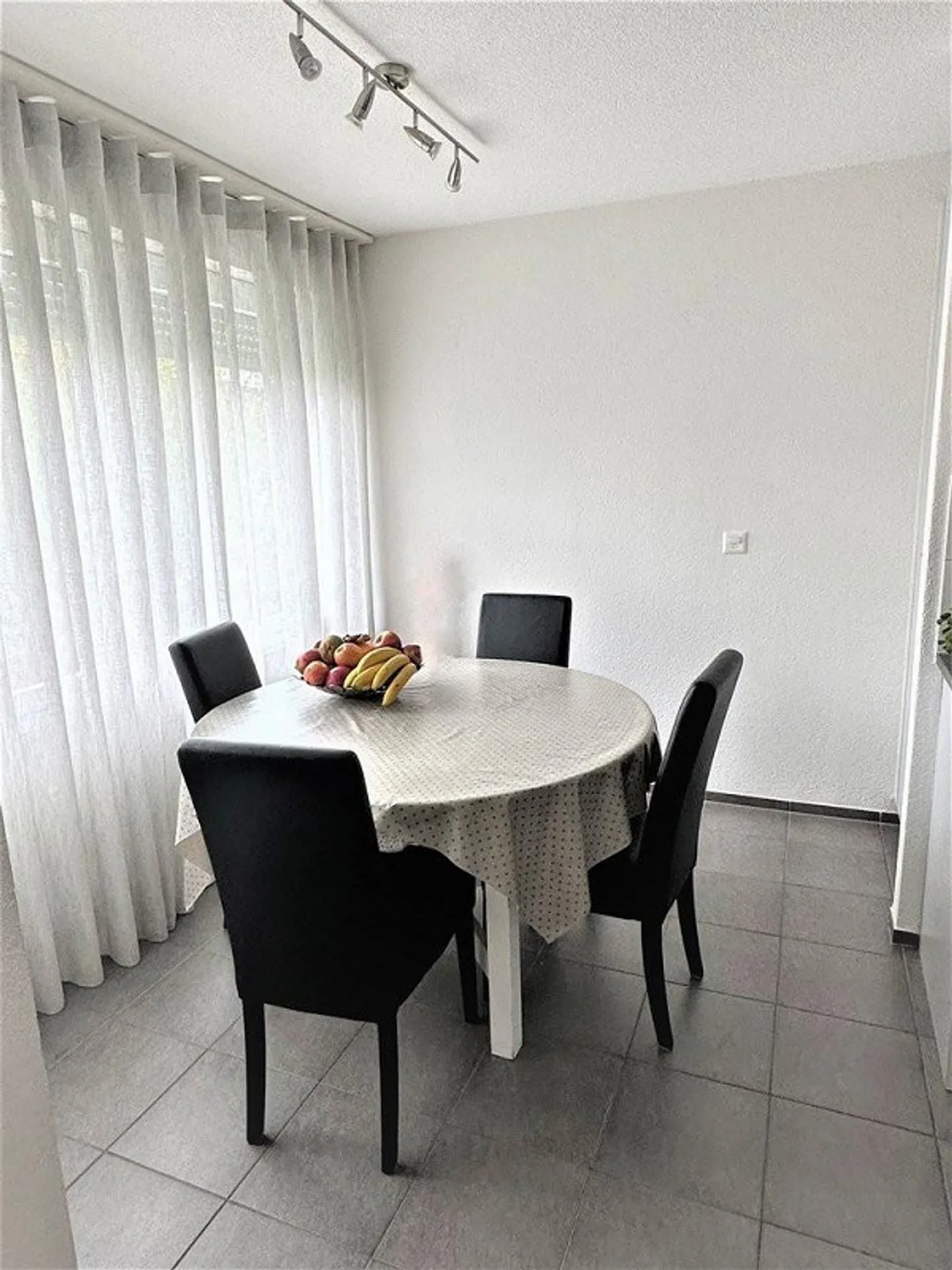 Your oasis of well-being in the heart of Ostermundigen - Photo 6 of 7