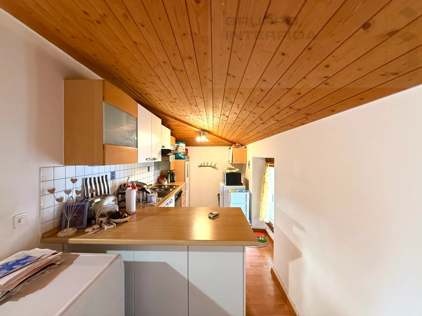 Maison d'époque avec tour et jardin au centre - Photo 8 sur 8