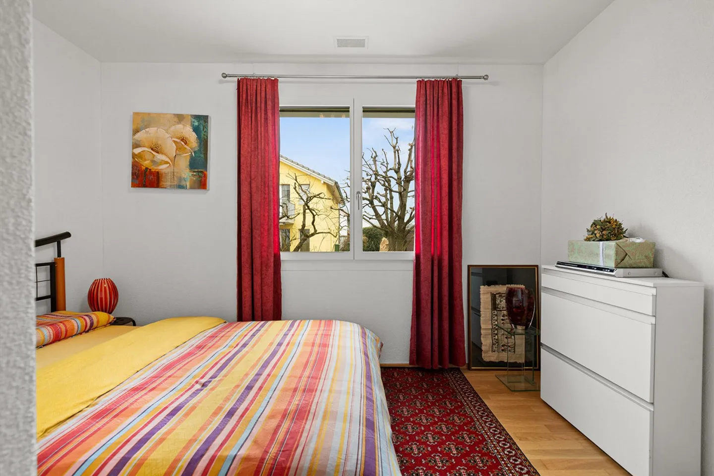 Modern 6.5-Room Single-Family House with a View of the Central Swiss Alps - Photo 6 of 9