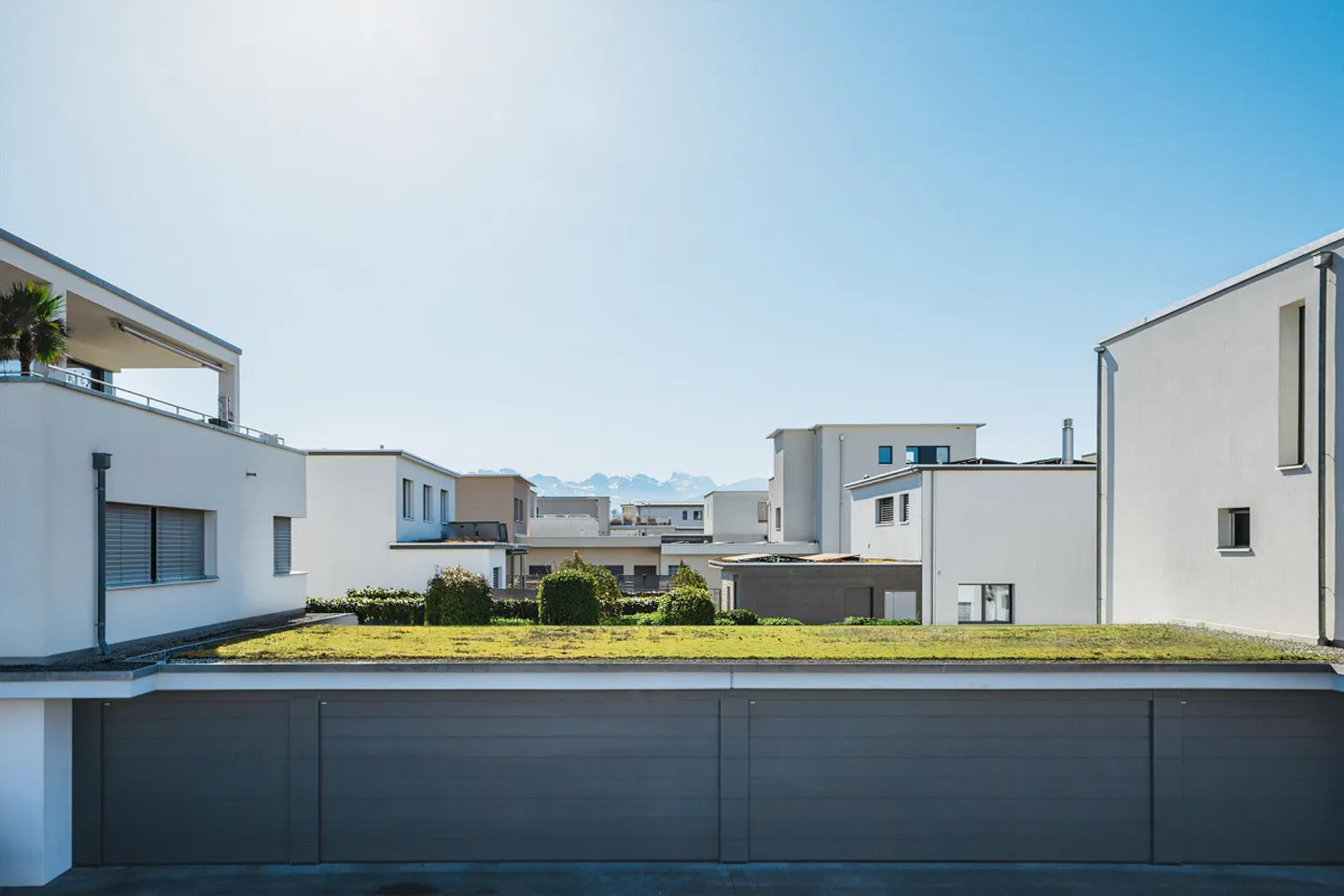 Modern 6.5-Room Single-Family House with a View of the Central Swiss Alps - Photo 9 of 9