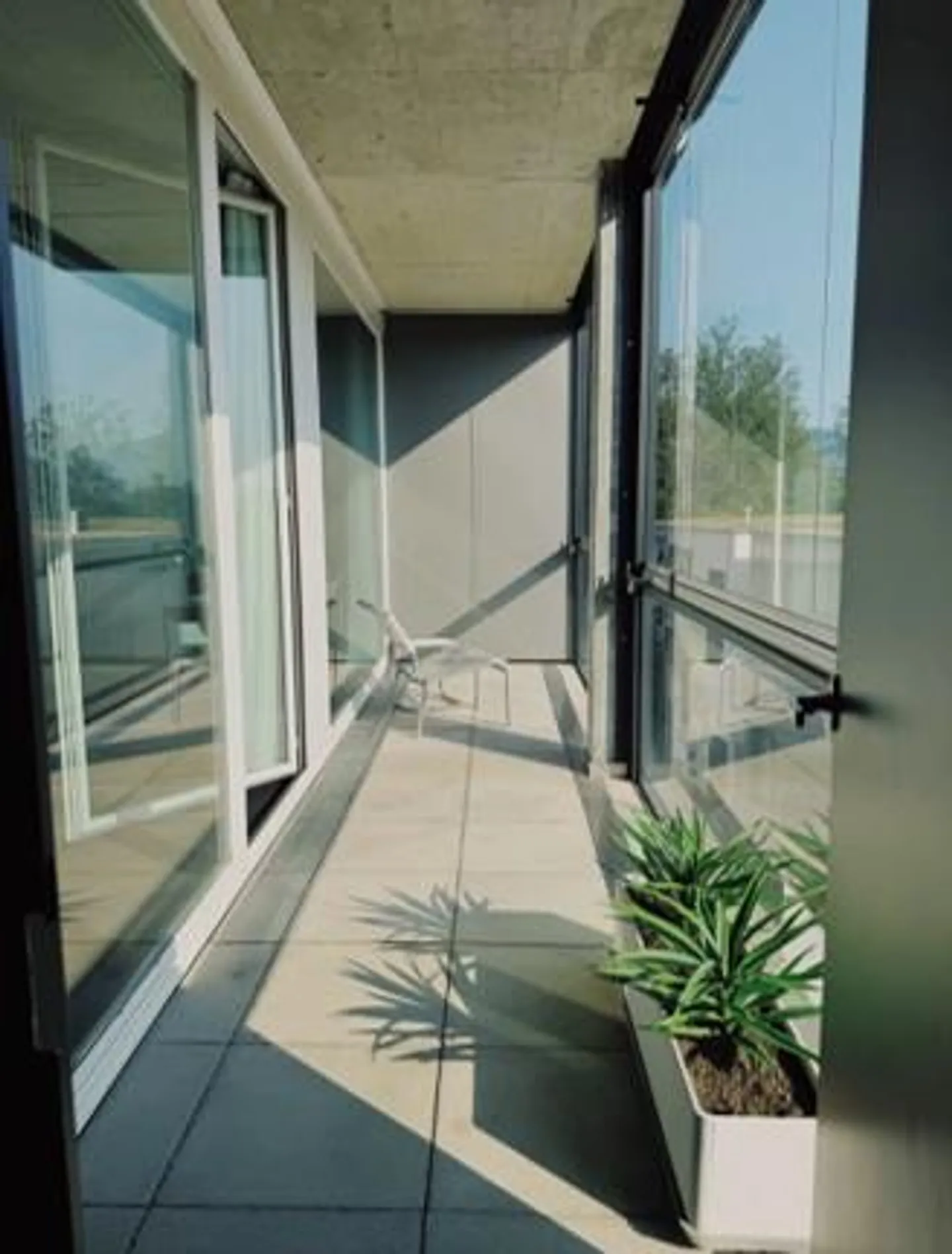 Stylish Loft in Zug with Views - Photo 5 of 13