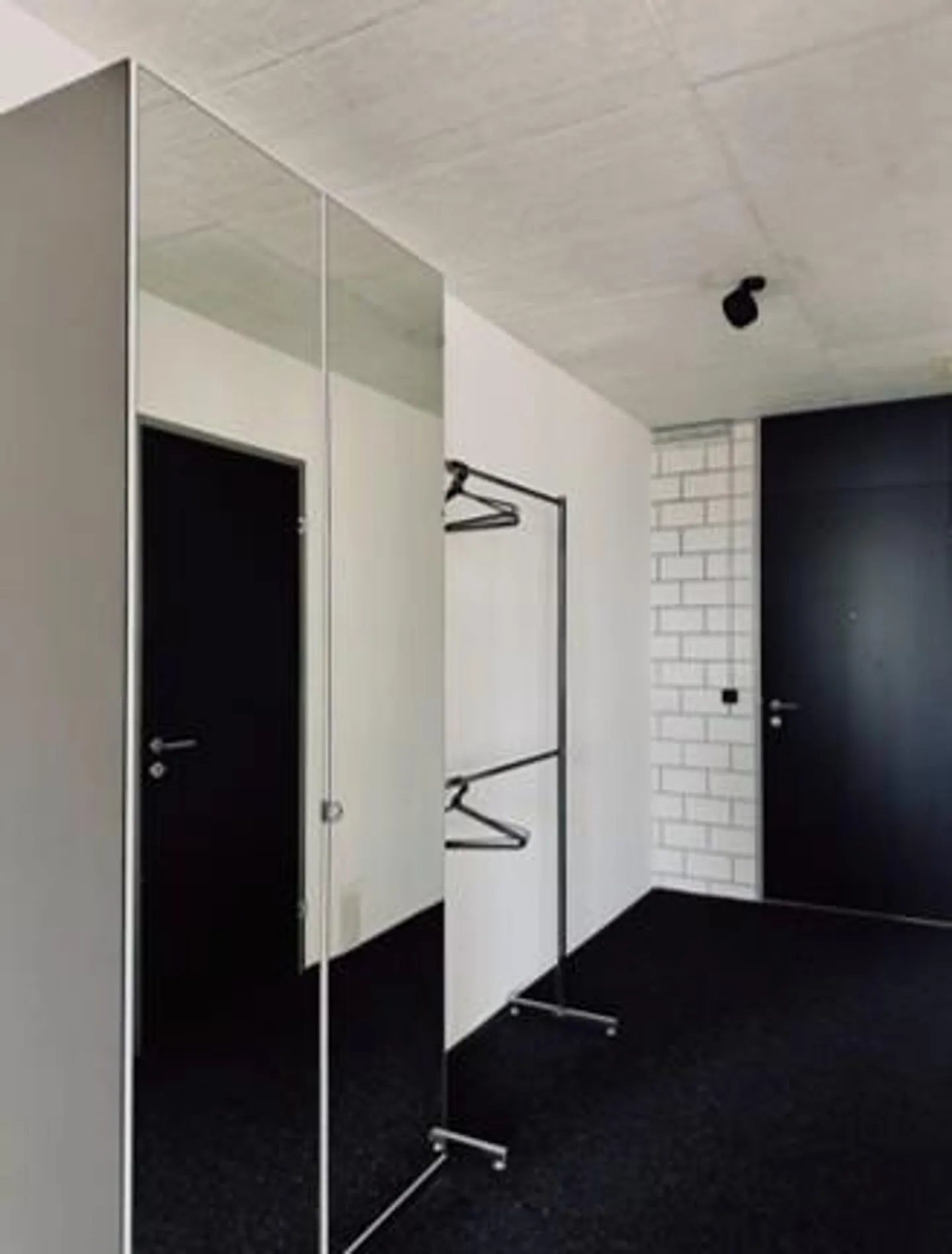 Stylish Loft in Zug with Views - Photo 6 of 13