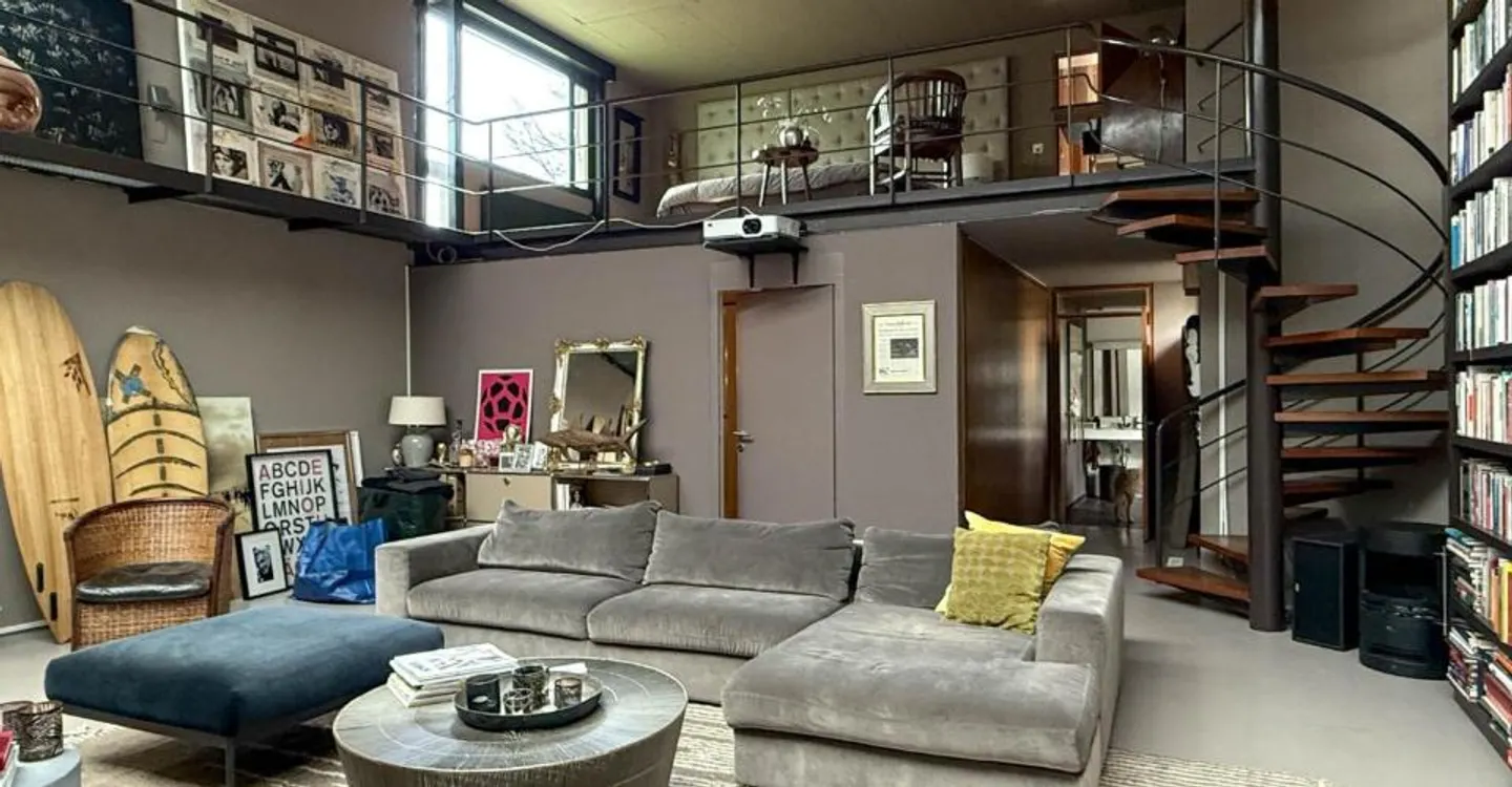 Architectural Loft on Gold Coast - Photo 2 of 12