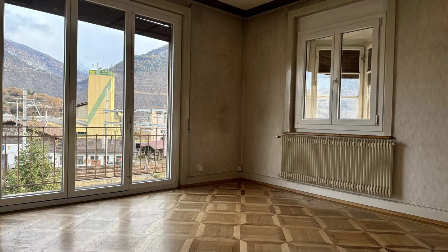 Edificio con 3 appartamenti e capannone indipendente. - Foto 6 di 15