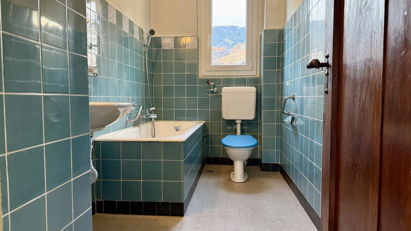 Edificio con 3 appartamenti e capannone indipendente. - Foto 9 di 15