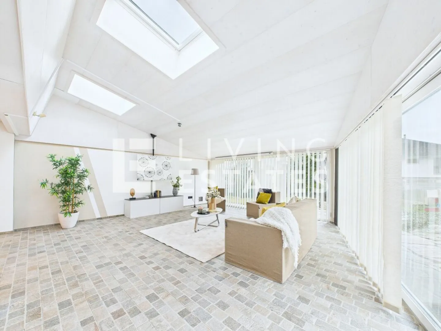 ZWEI PARZELLEN, EIN PARADIES - IHR PLATZ FÜR NEUES - Foto 1 von 17