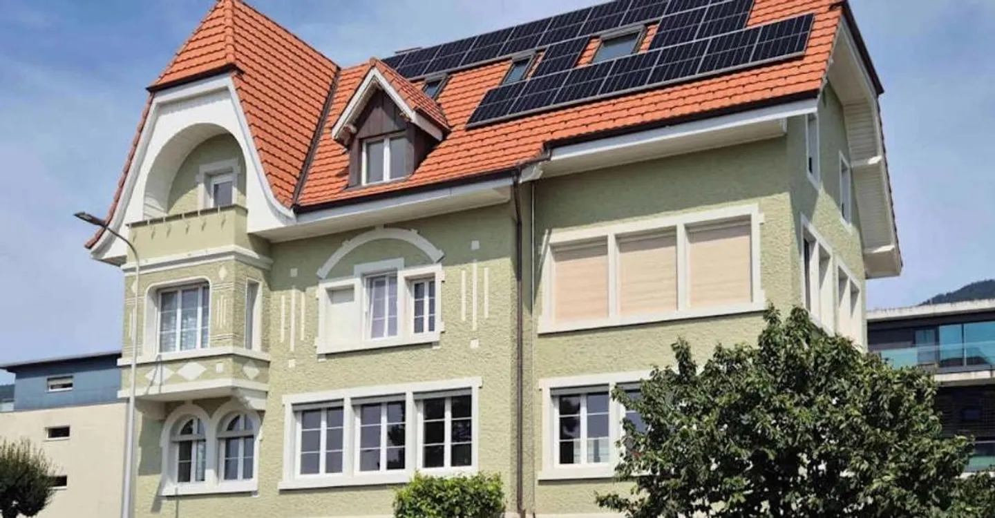 Exklusive 6.5-Zimmer Maisonette-Wohnung in Bettlach - Erstbezug nach Renovierung - Photo 1 of 12