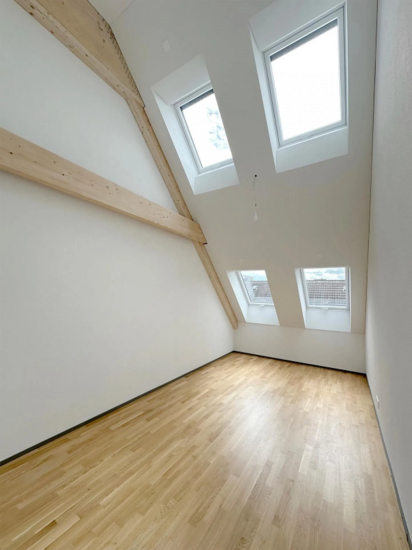 Modernes 3.5-Zimmer Apartment - Foto 11 von 12