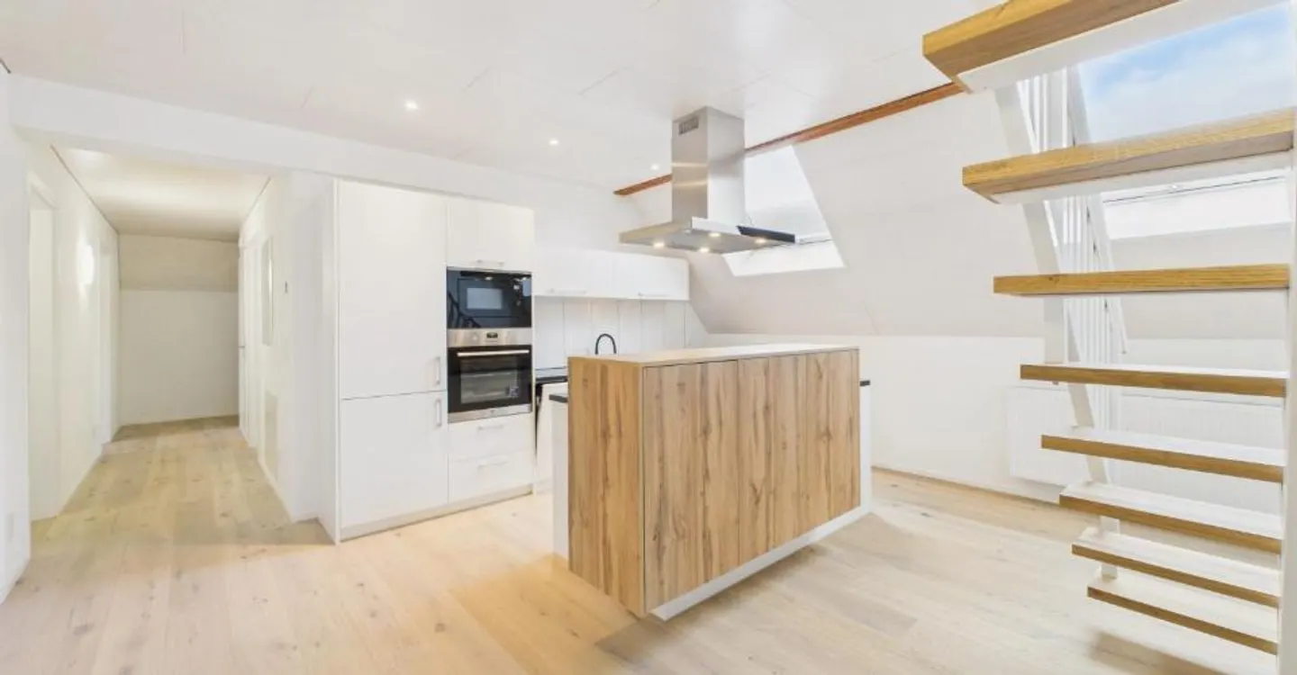 Exklusive 6.5-Zimmer Maisonette-Wohnung in Bettlach - Erstbezug nach Renovierung - Photo 5 of 12