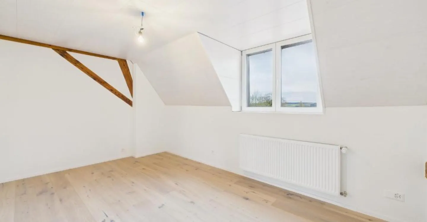 Exklusive 6.5-Zimmer Maisonette-Wohnung in Bettlach - Erstbezug nach Renovierung - Photo 7 of 12
