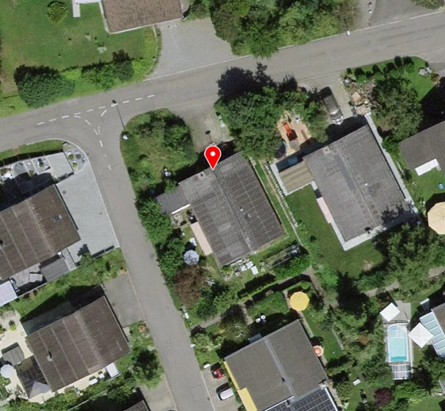 Charmantes Einfamilienhaus in Reinach - Foto 2 von 13