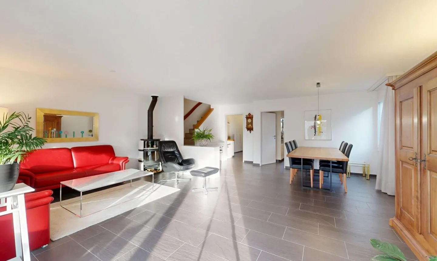 Vivre avec charme – Votre maison avec espace, style et atmosphère chaleureuse - Photo 4 sur 11