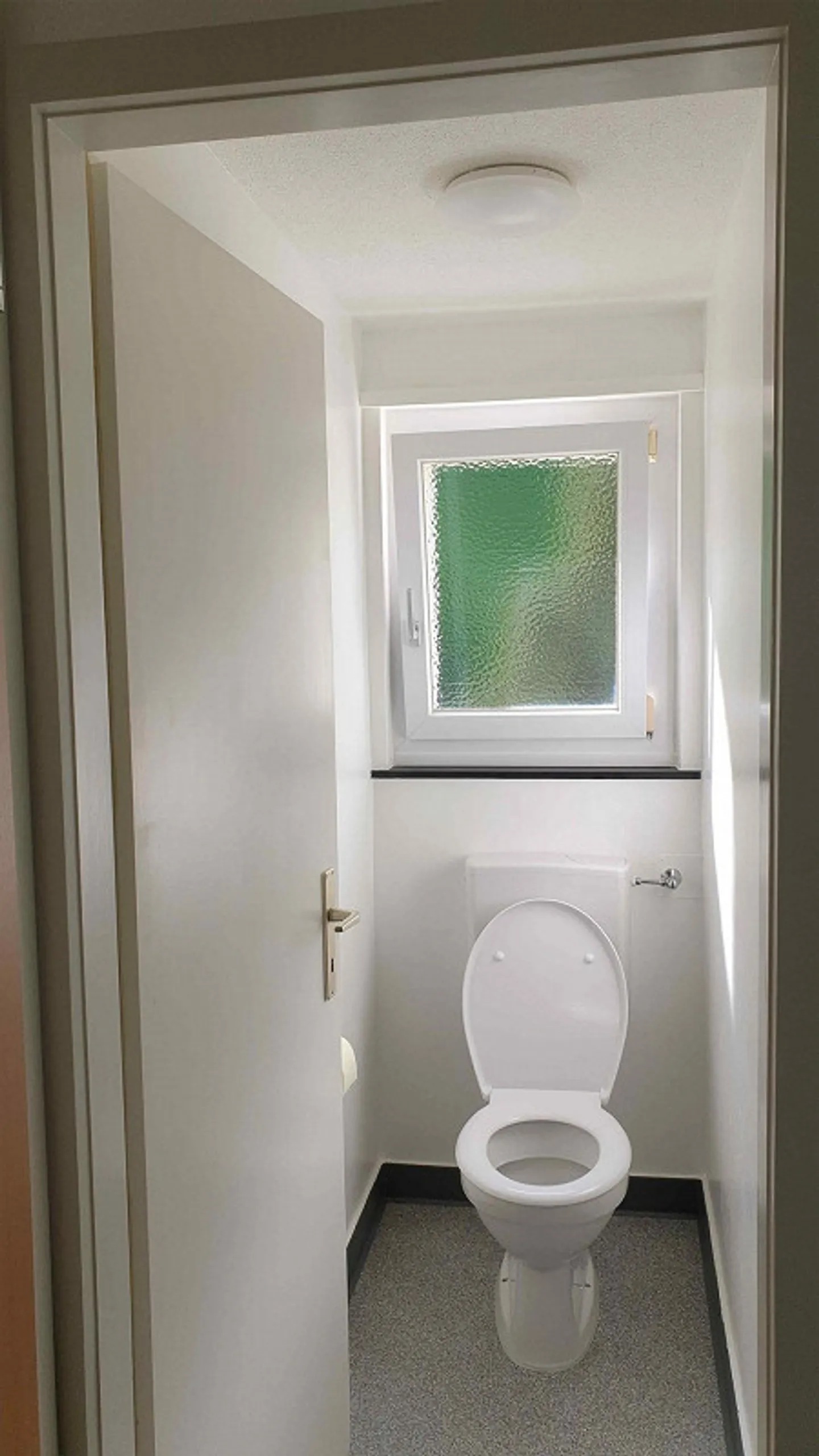 Appartement 4 pièces, directement à la zone verte - Photo 10 sur 16