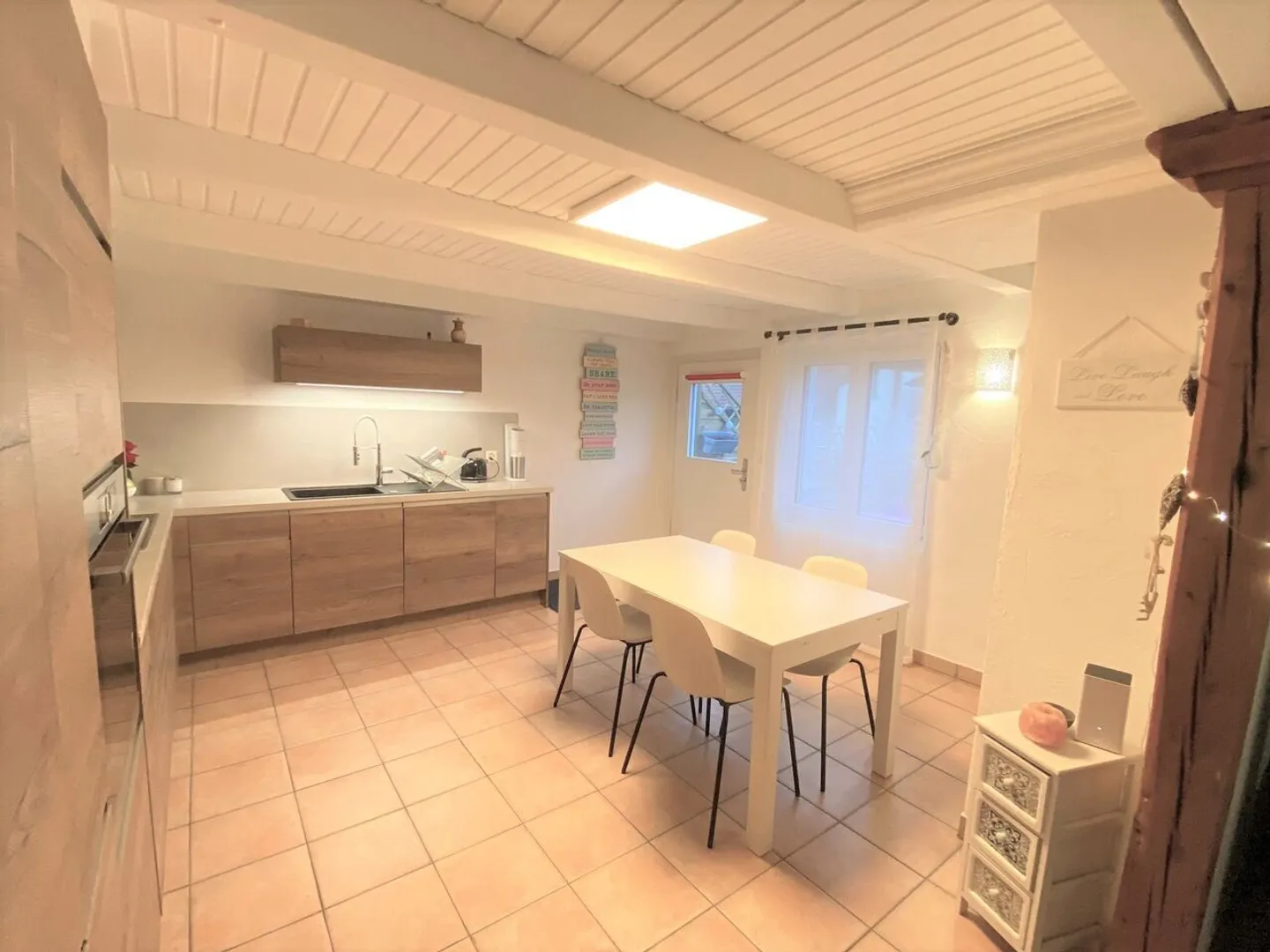 Casa singola in affitto - Foto 3 di 13