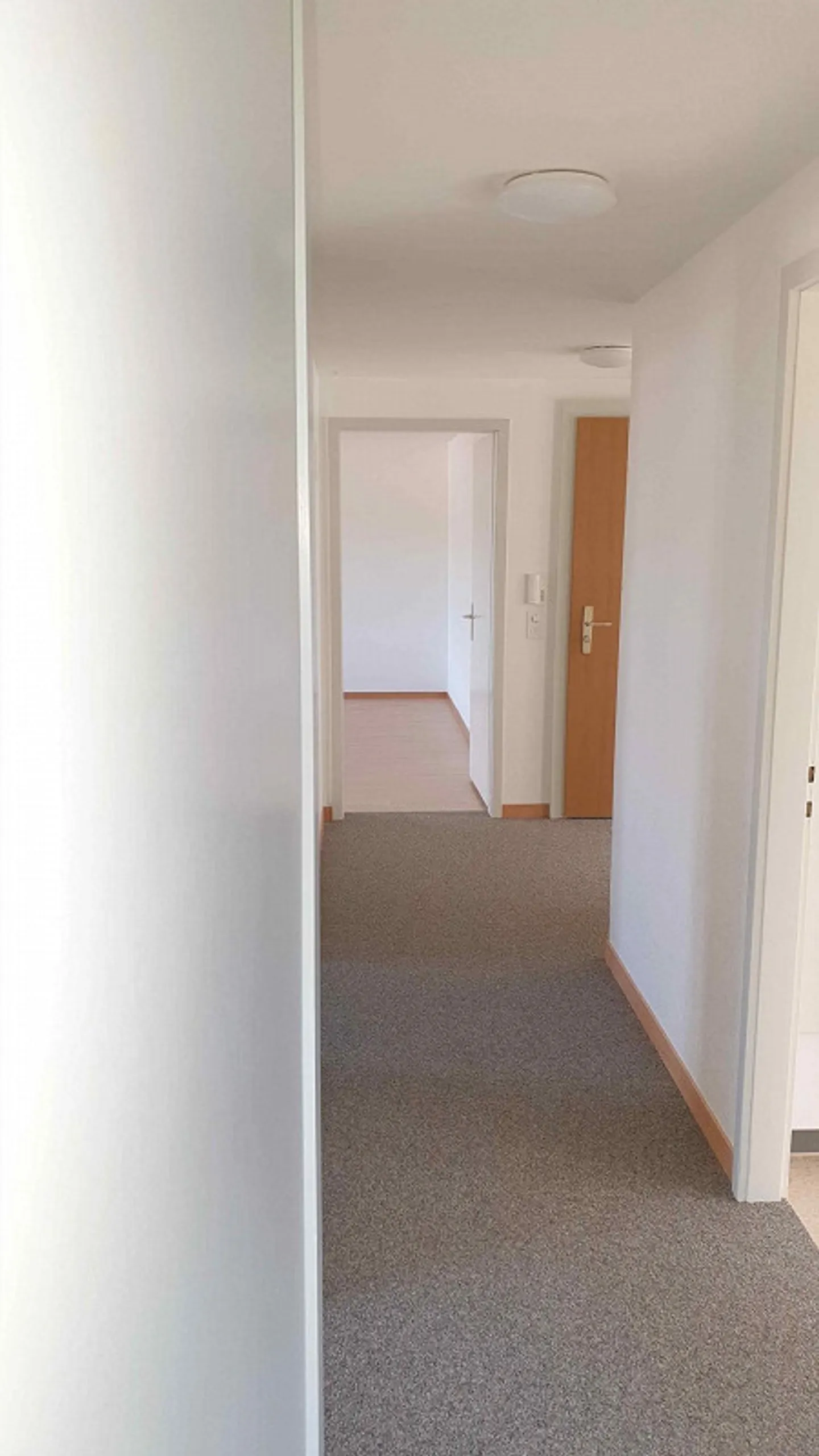 Appartement 4 pièces, directement à la zone verte - Photo 11 sur 16