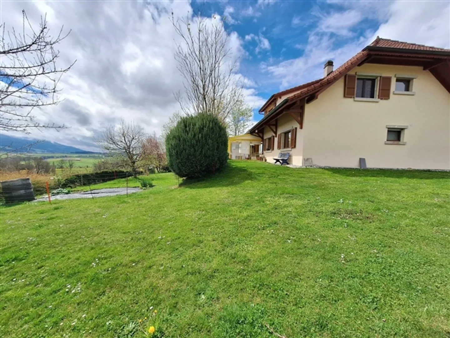 «3.5-Zimmer-Wohnung im Erdgeschoss» - Foto 2 von 10