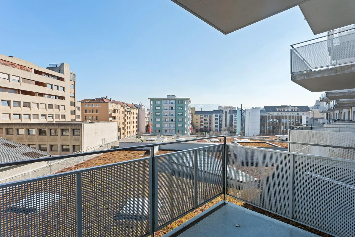Modern Apartment with Balcony - Photo 2 of 10