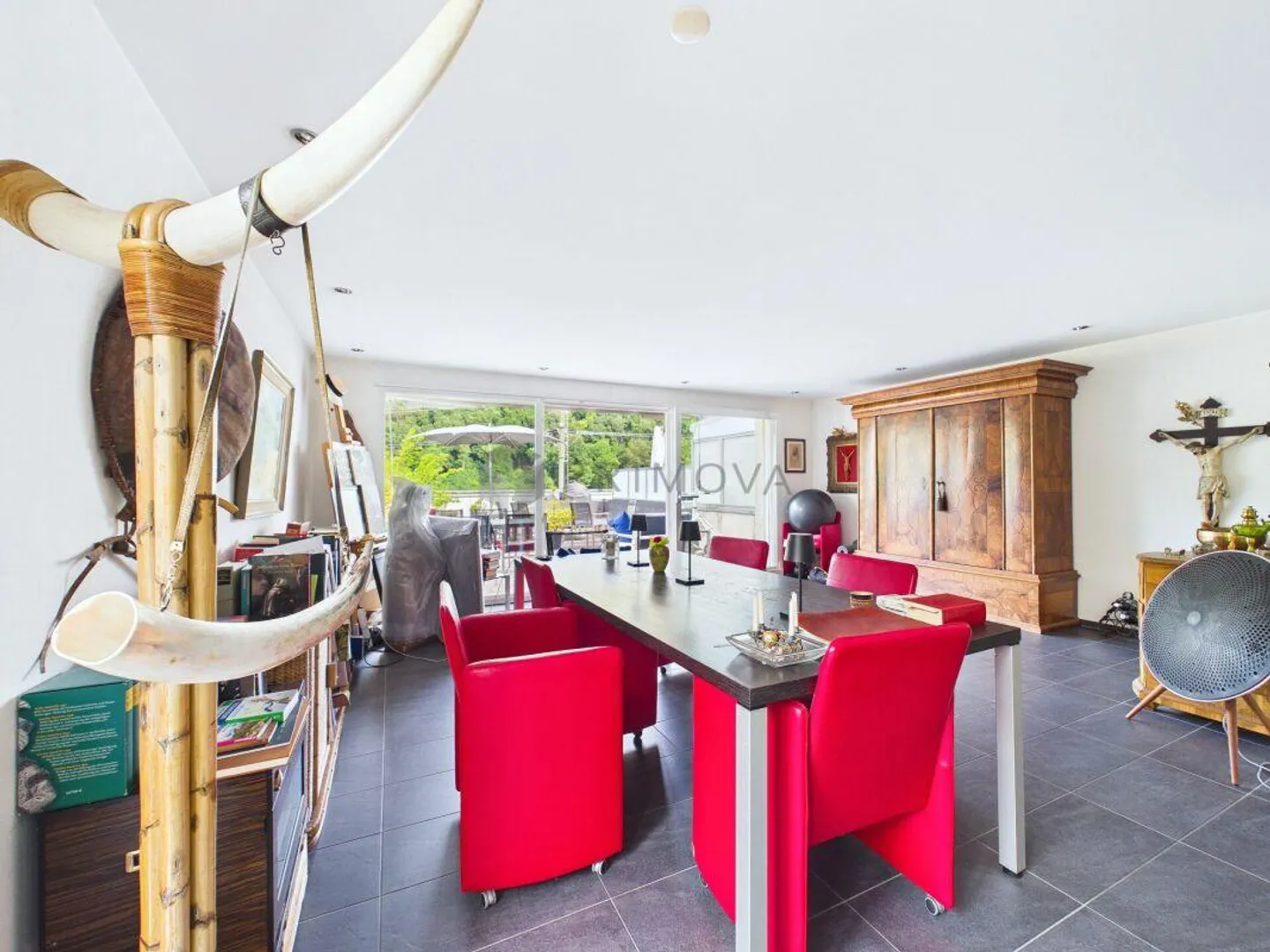 Exclusive and luxurious terrace apartment in Duggingen - Photo 2 of 11