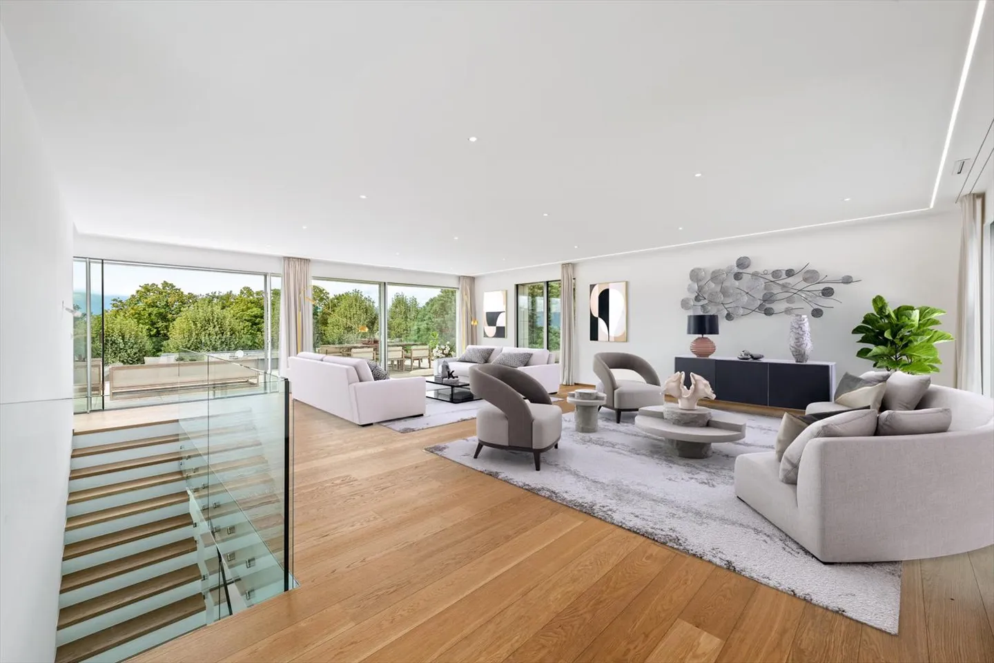 Beautiful Duplex in Cologny - Photo 2 of 11