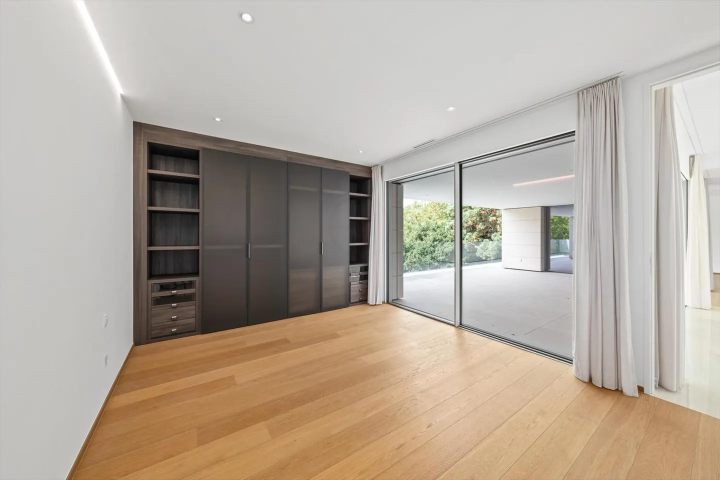 Beautiful Duplex in Cologny - Photo 9 of 11