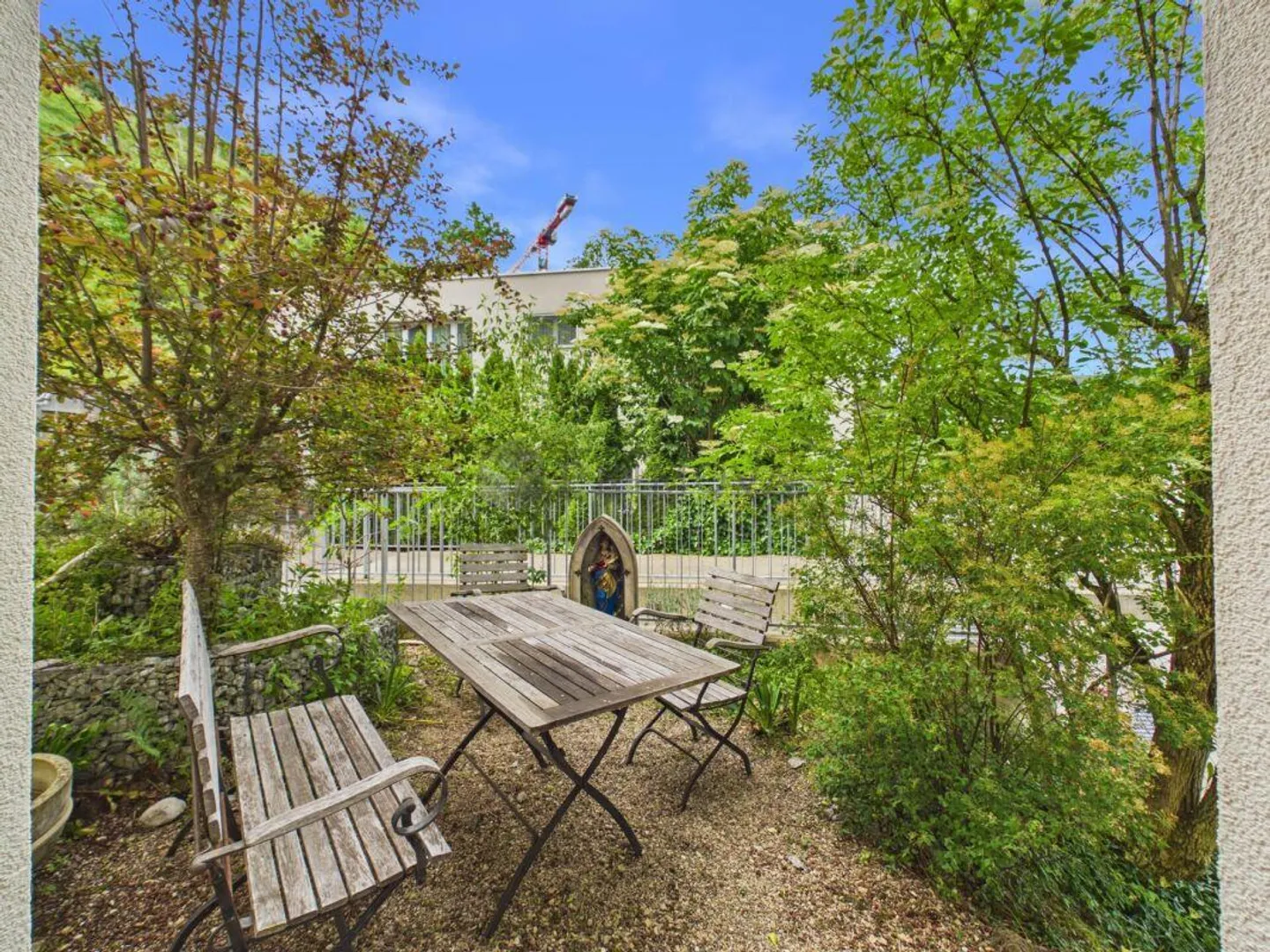 Exclusive and luxurious terrace apartment in Duggingen - Photo 11 of 11