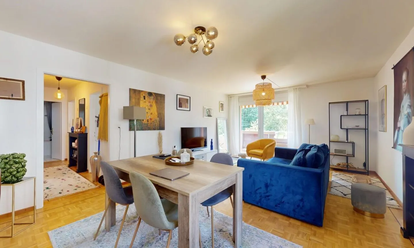 «Appartement rénové avec balcon, emplacement idéal» - Photo 1 sur 11