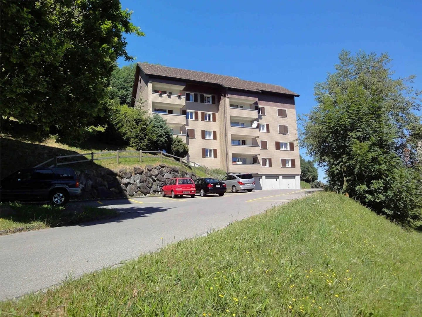 Appartement 4 pièces, directement à la zone verte - Photo 16 sur 16