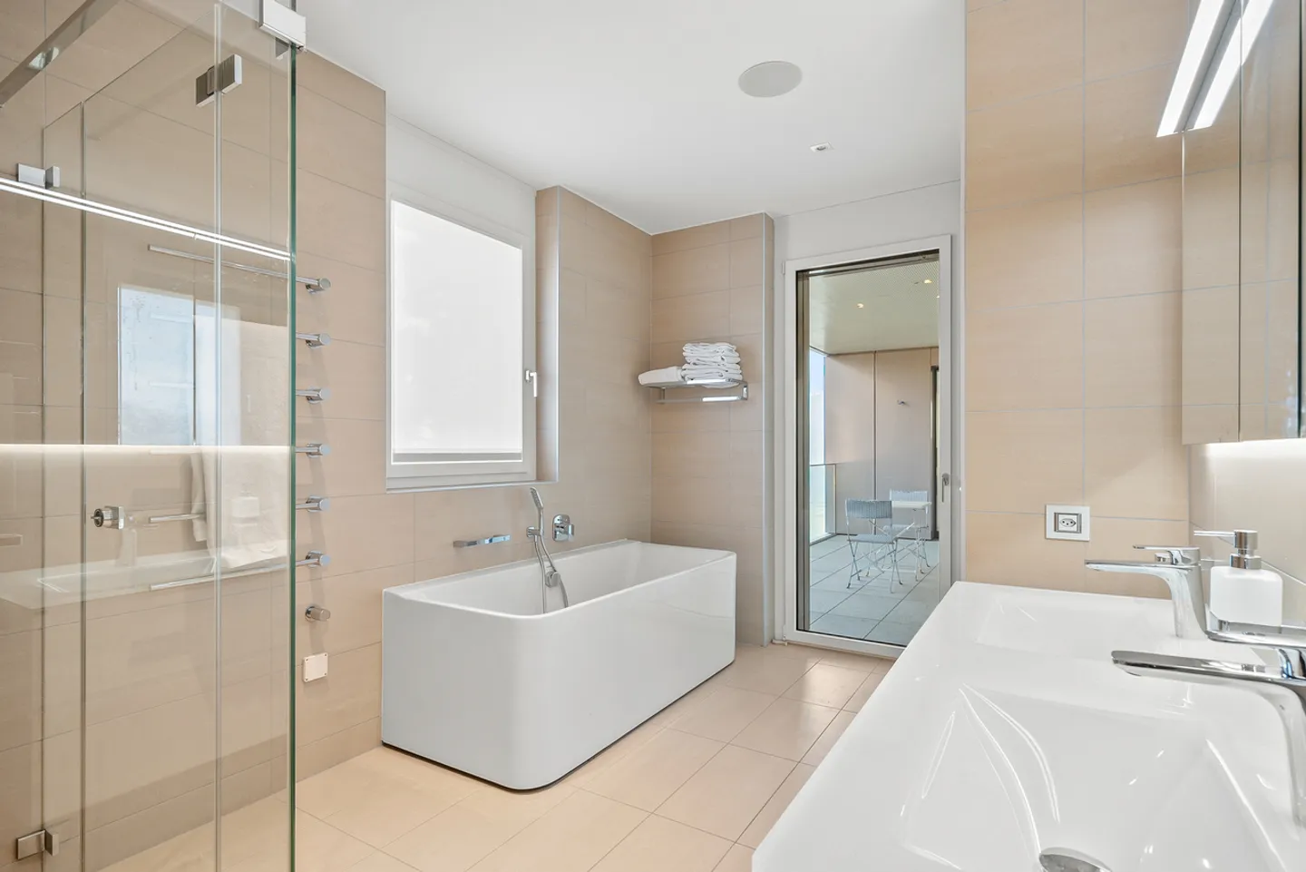 Luxurious apartment in Pully - Photo 6 of 12