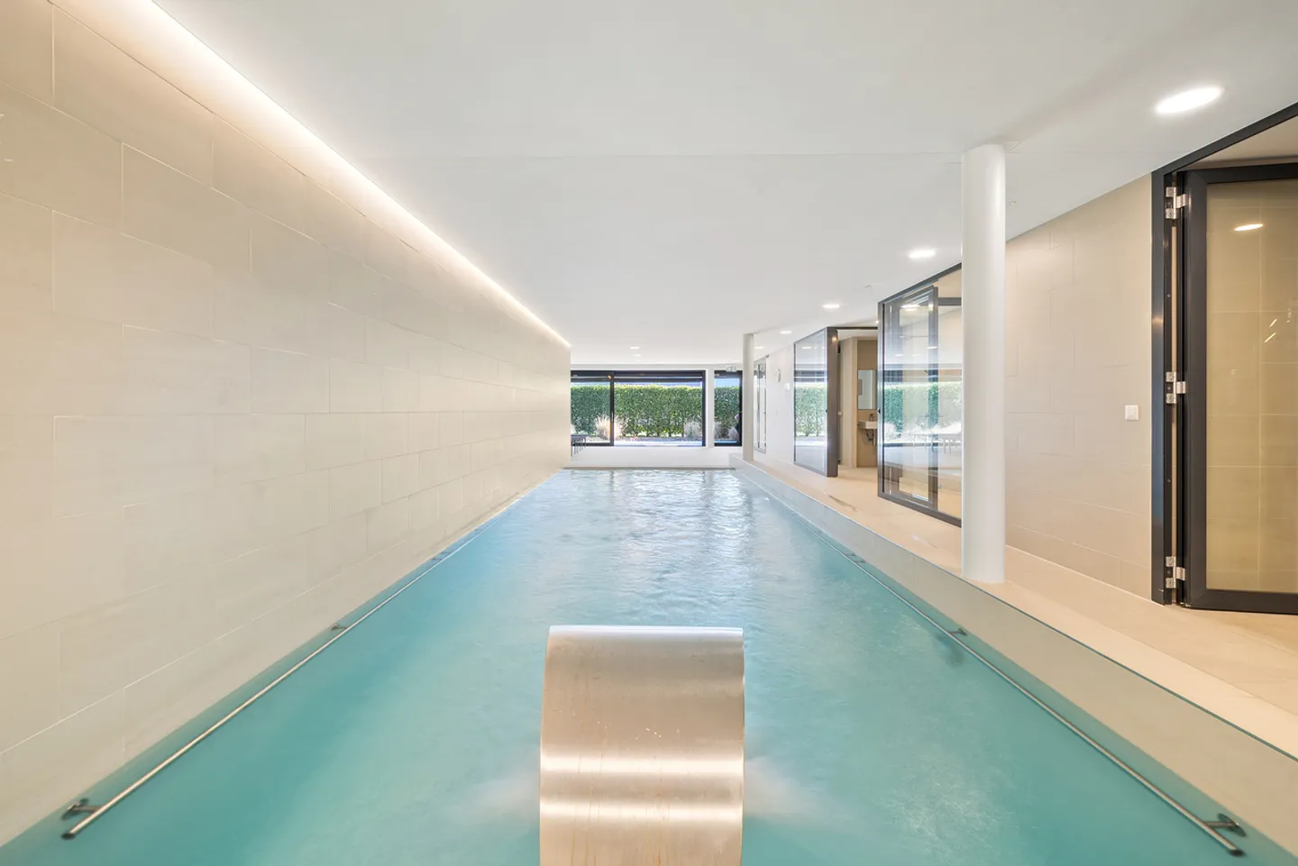 Luxurious apartment in Pully - Photo 8 of 12