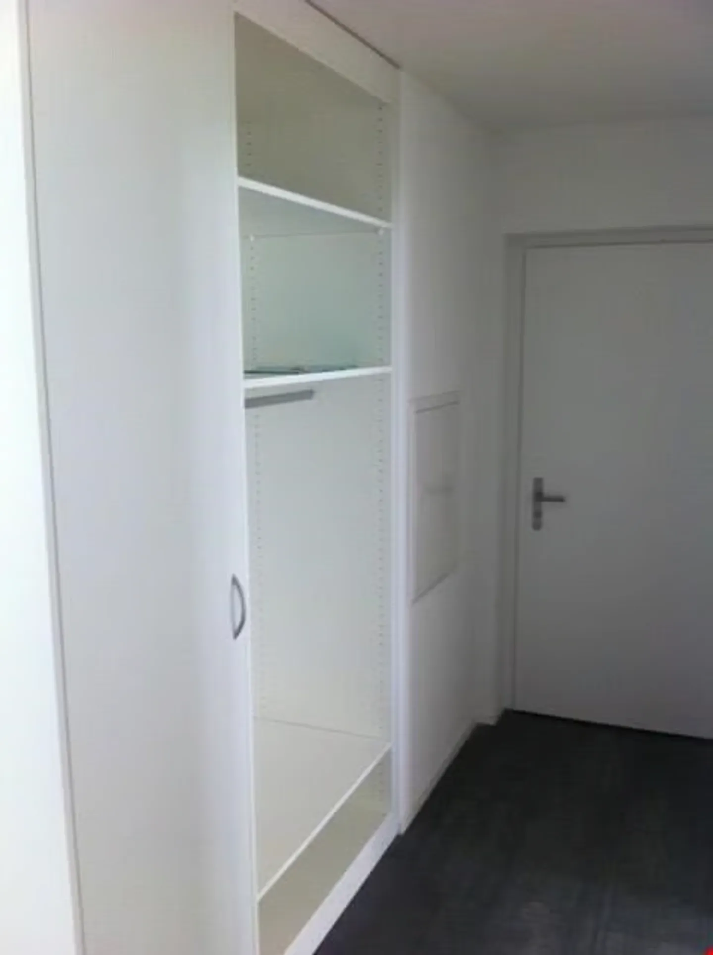Appartement lumineux et moderne de 3,5 pièces - Photo 5 sur 10