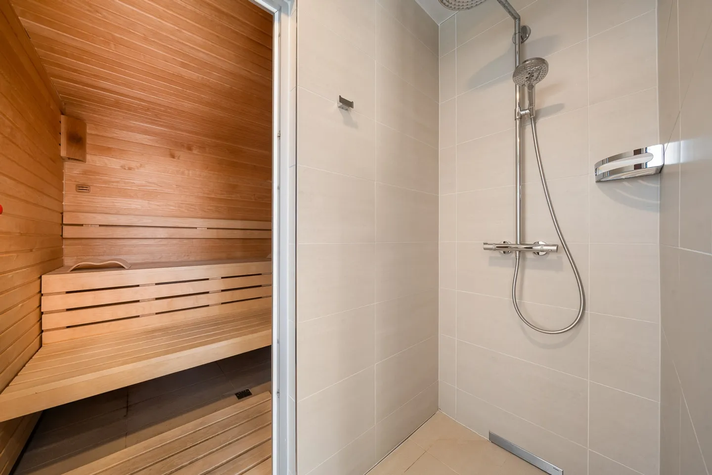 Luxurious apartment in Pully - Photo 10 of 12