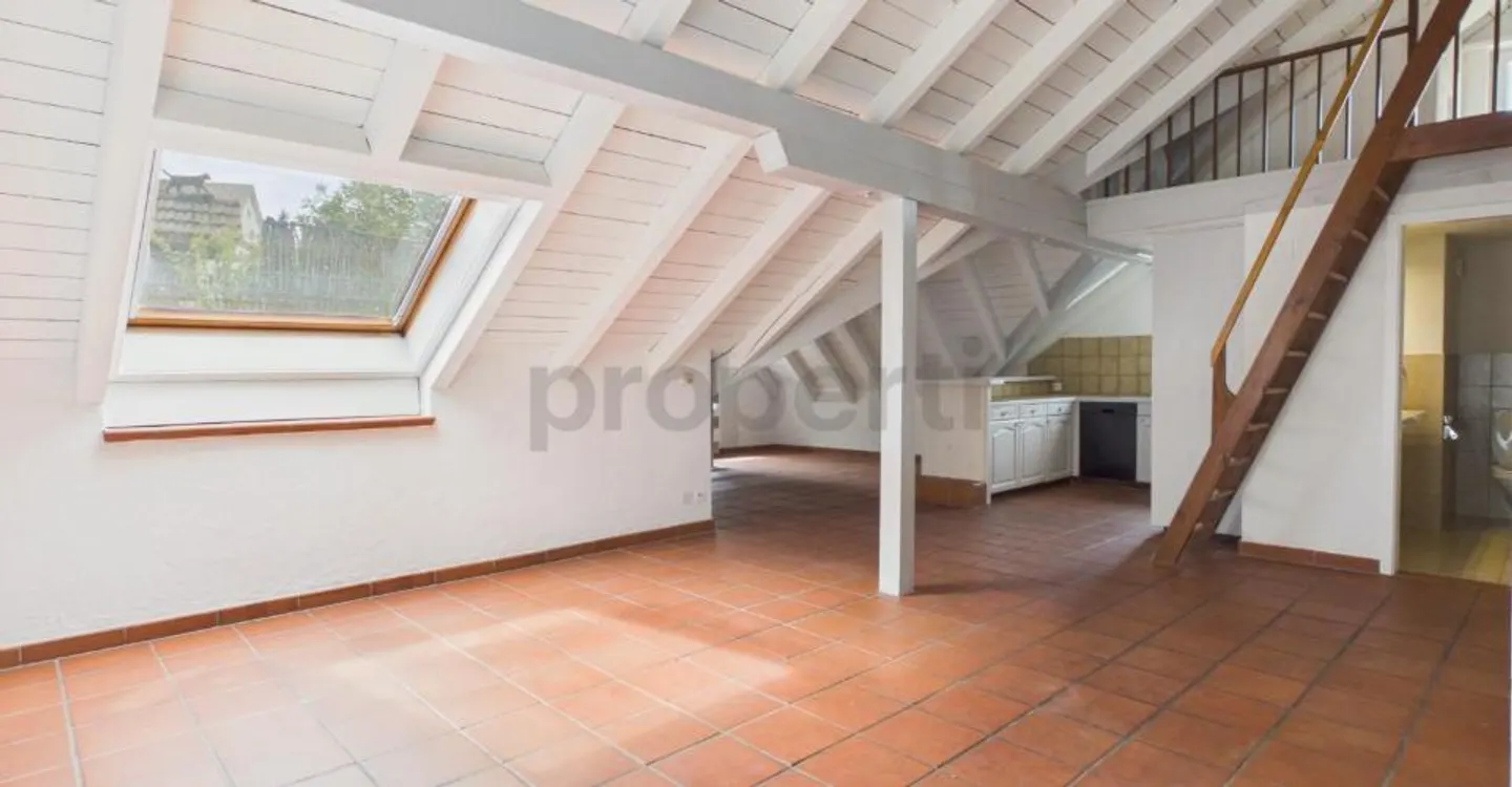 Quiet attic apartment with balcony and manageable additional costs in Beringen - Photo 1 of 6