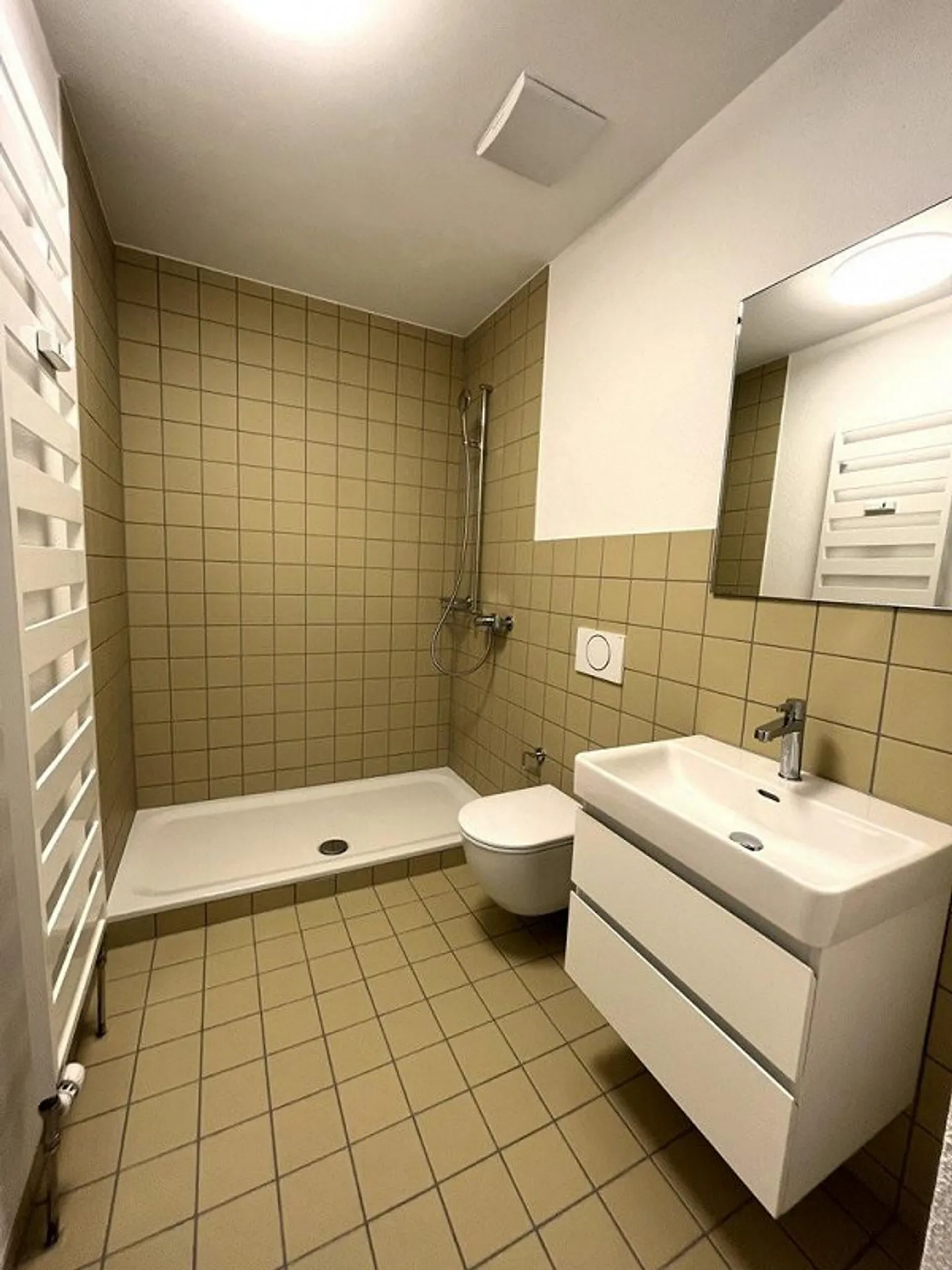 Vie moderne dans la ville de Berne - Photo 5 sur 5