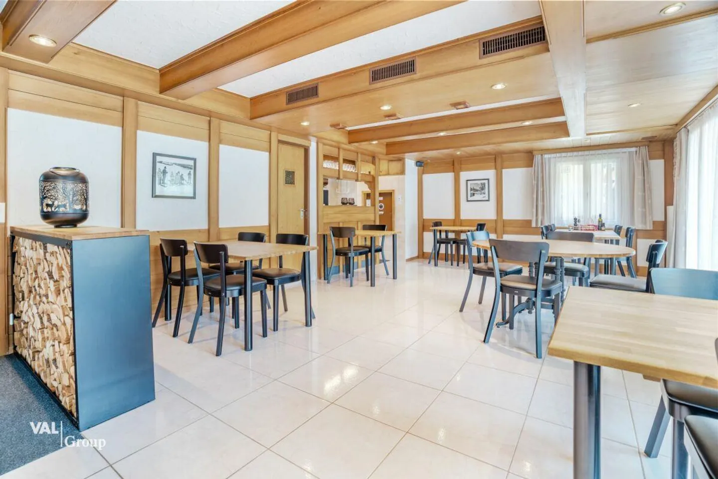 Opportunité d'investissement au cœur du Saastal - Hôtel ou appartements secondaires approuvés à Saas-Grund - Photo 6 sur 20